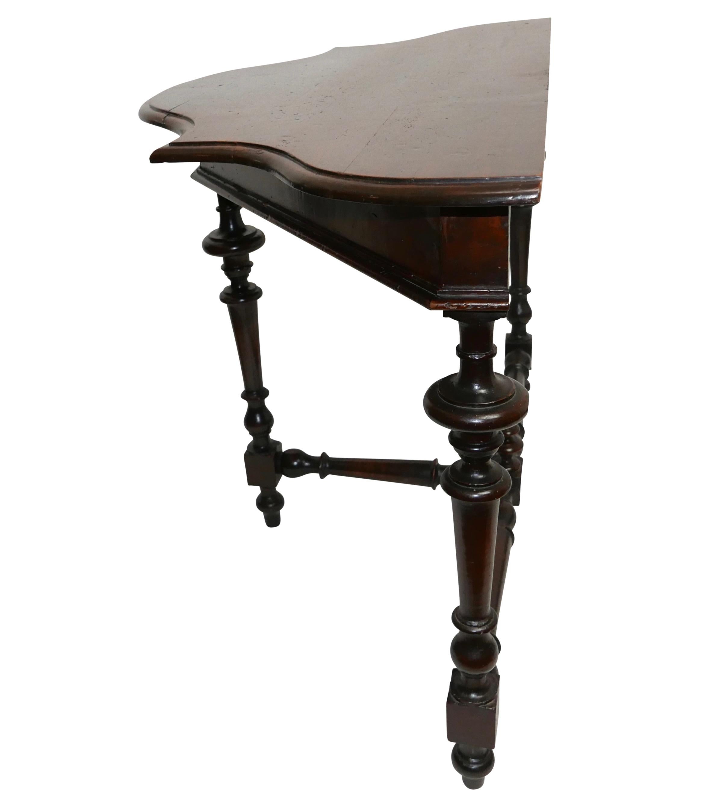 Northern Italian Walnut Console Table, Early 19th Century For Sale 3