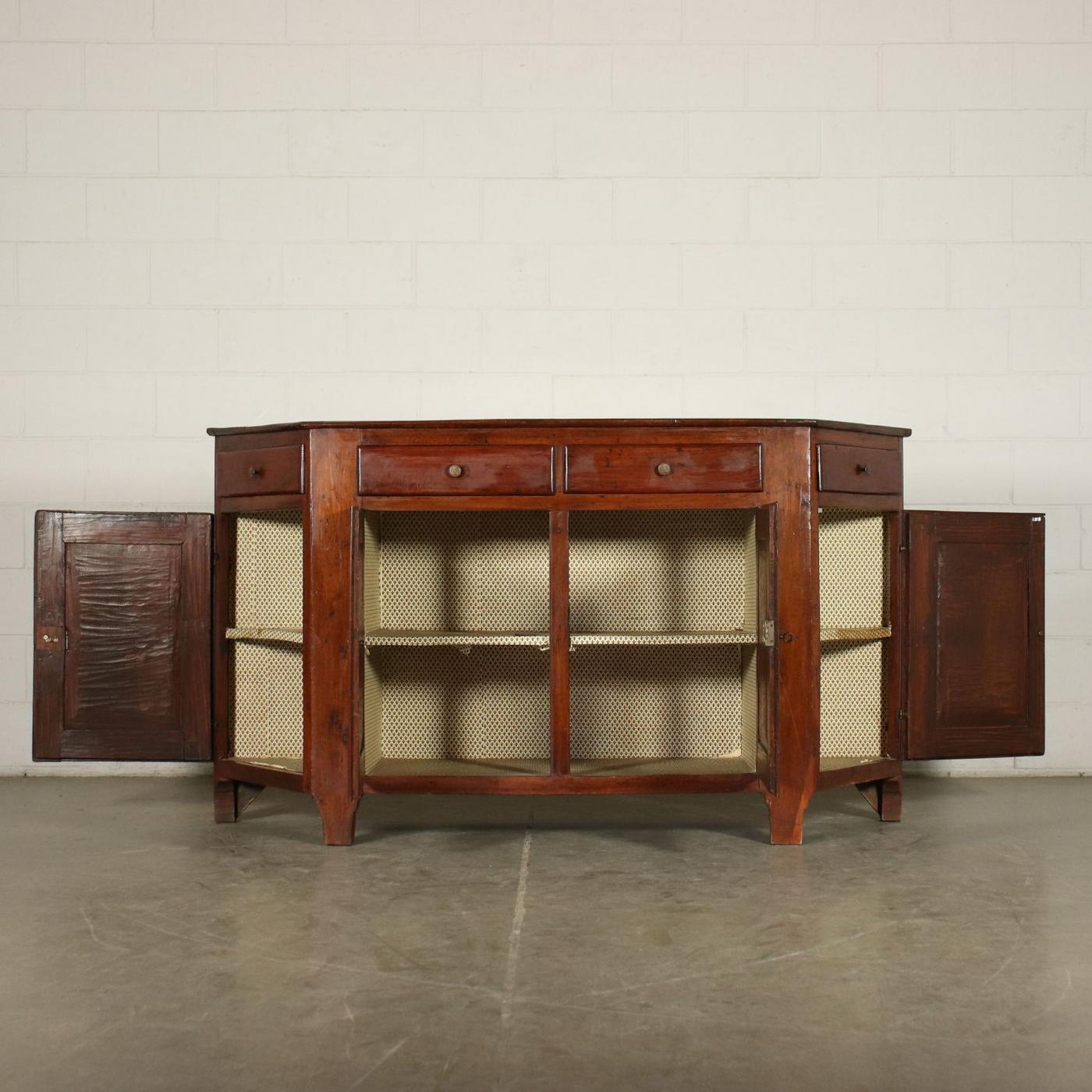 Northern Italian Walnut Credenza, circa 1800 For Sale 2