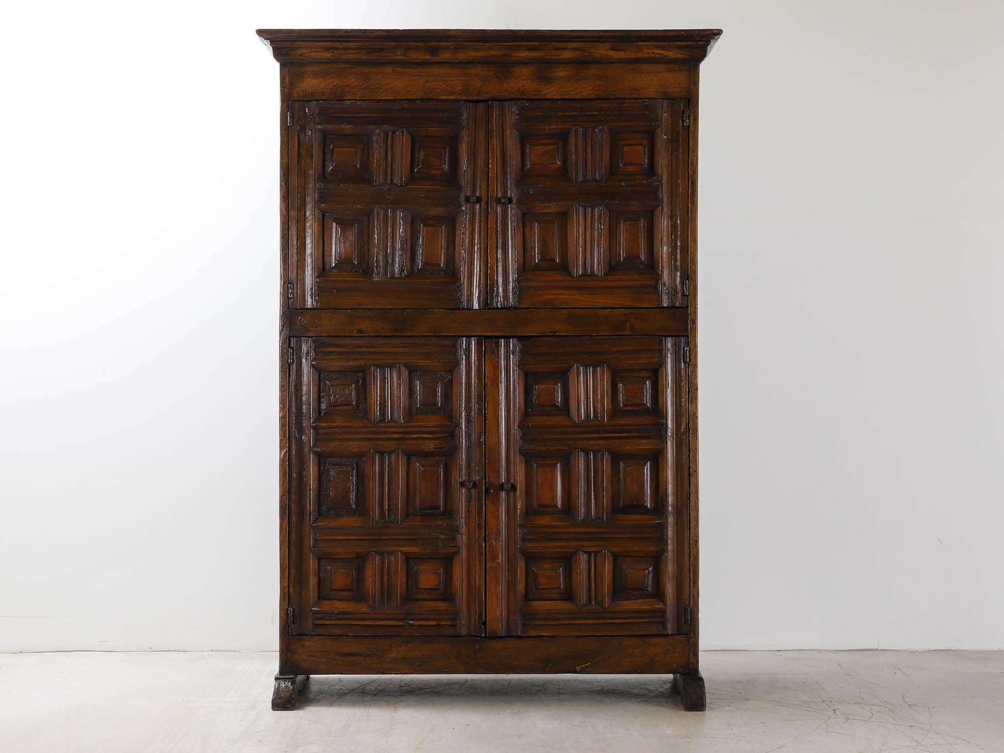 Hand-Carved Northern Spanish 19th Century Carved Oak and Pine Cabinet For Sale