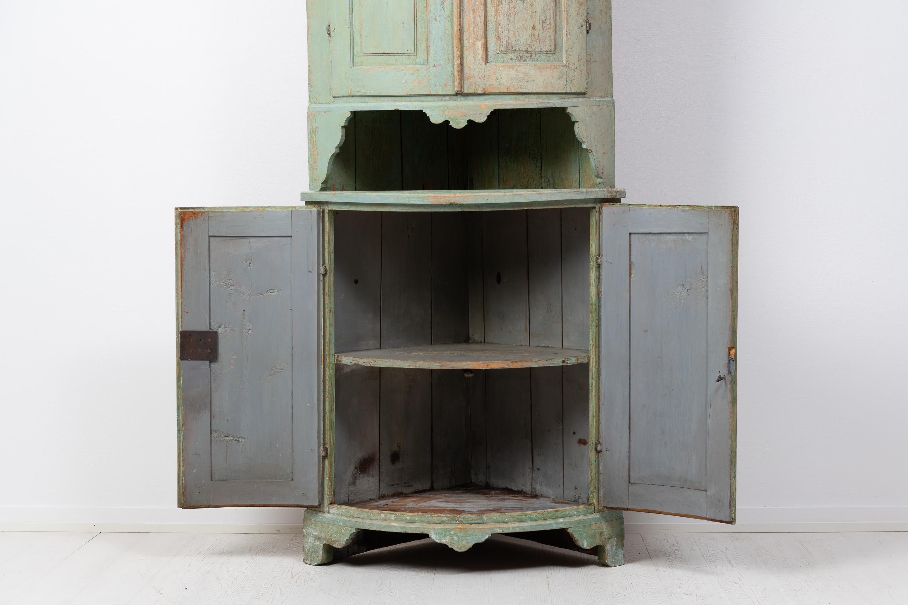 Northern Swedish Country Gustavian Corner Cabinet 5