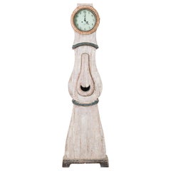 Horloge à boîtier long authentique du nord de la Suède avec forme rococo