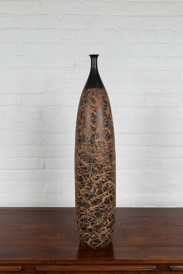 Northern Thai Chiang Mai Black And Brown Tall Vase From The Prem