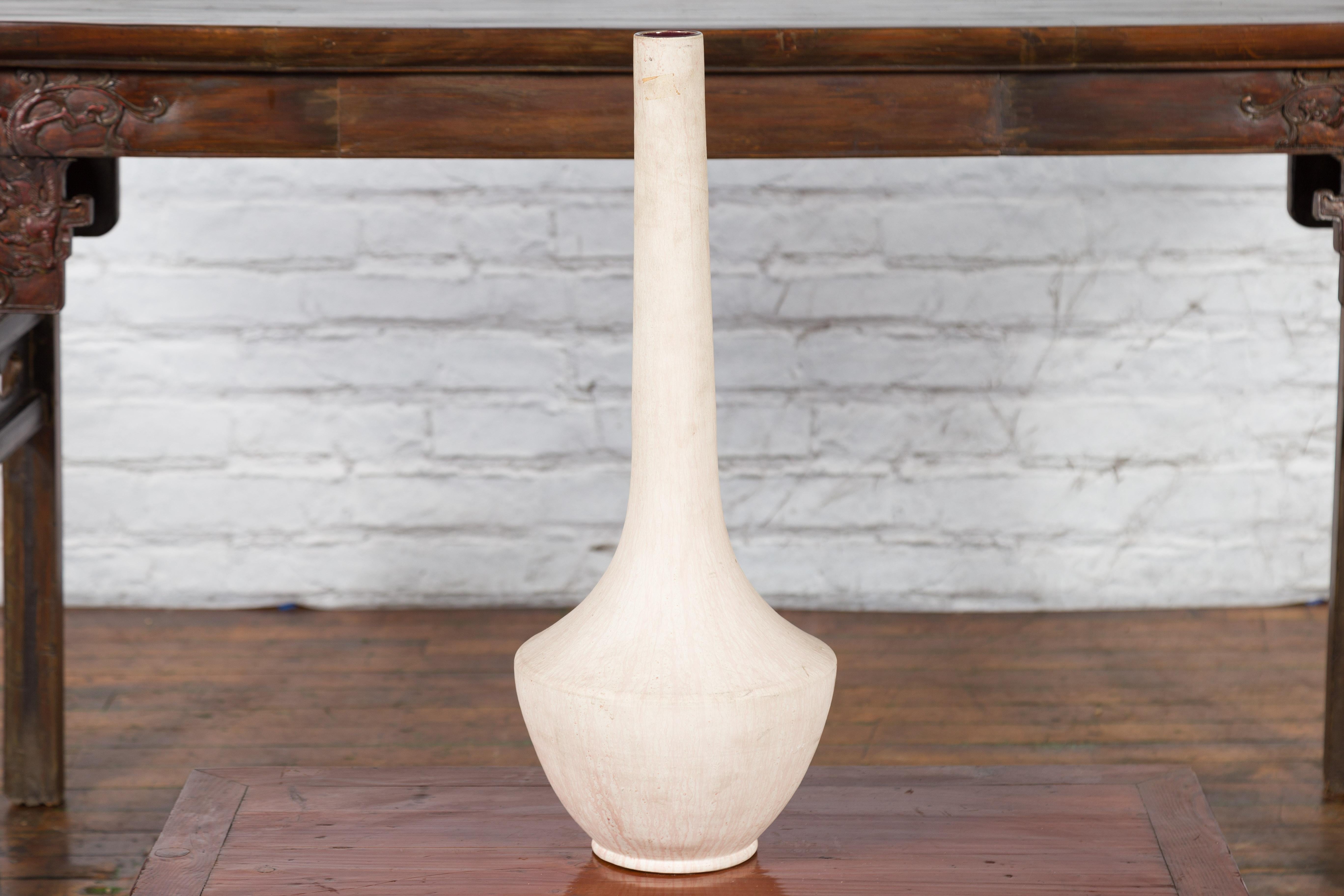 Northern Thai Chiang Mai White Contemporary Vase from the Prem Collection For Sale 1