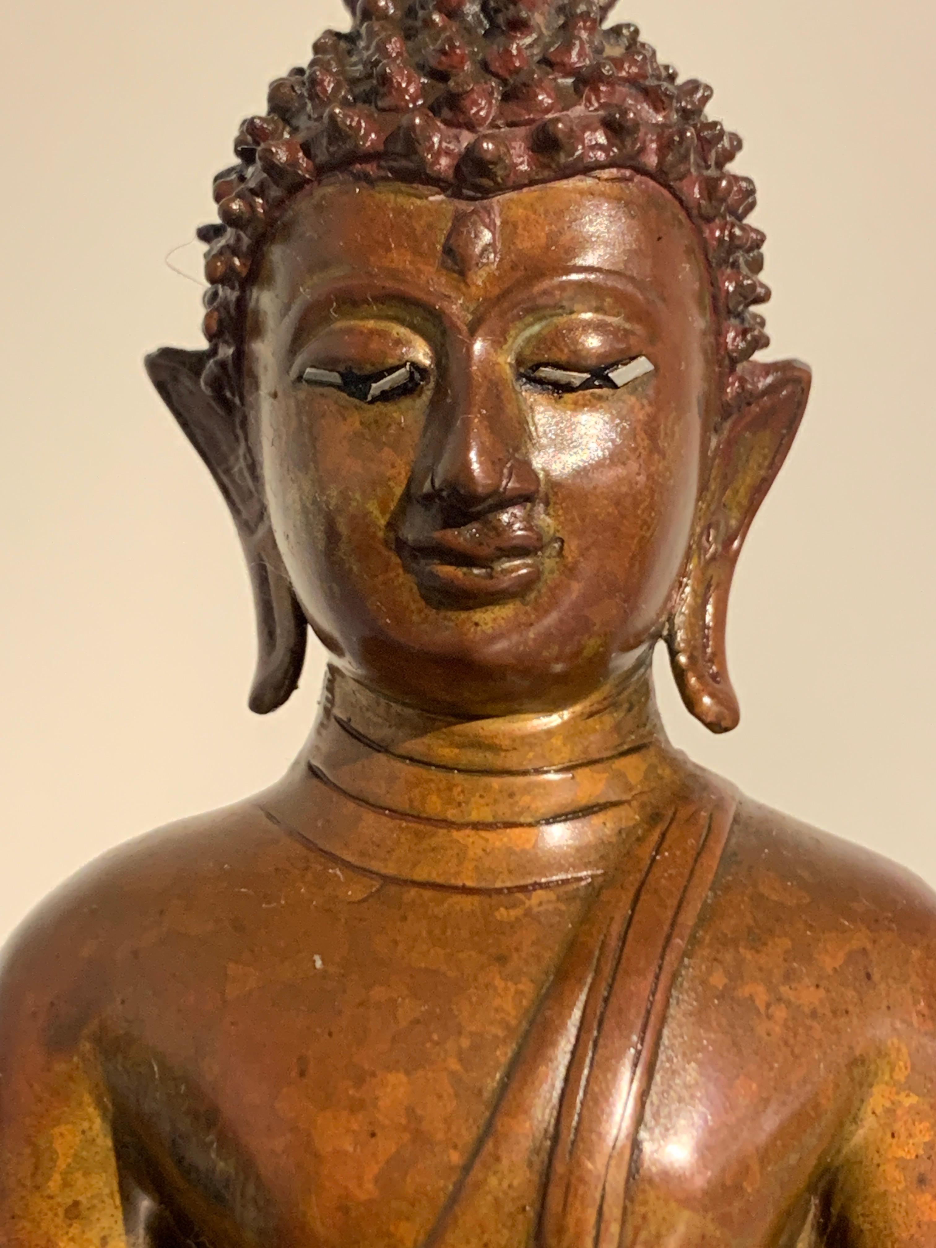 Northern Thai Lan Na Bronze Buddha Seated in Meditation, 15th-16th Century For Sale 9