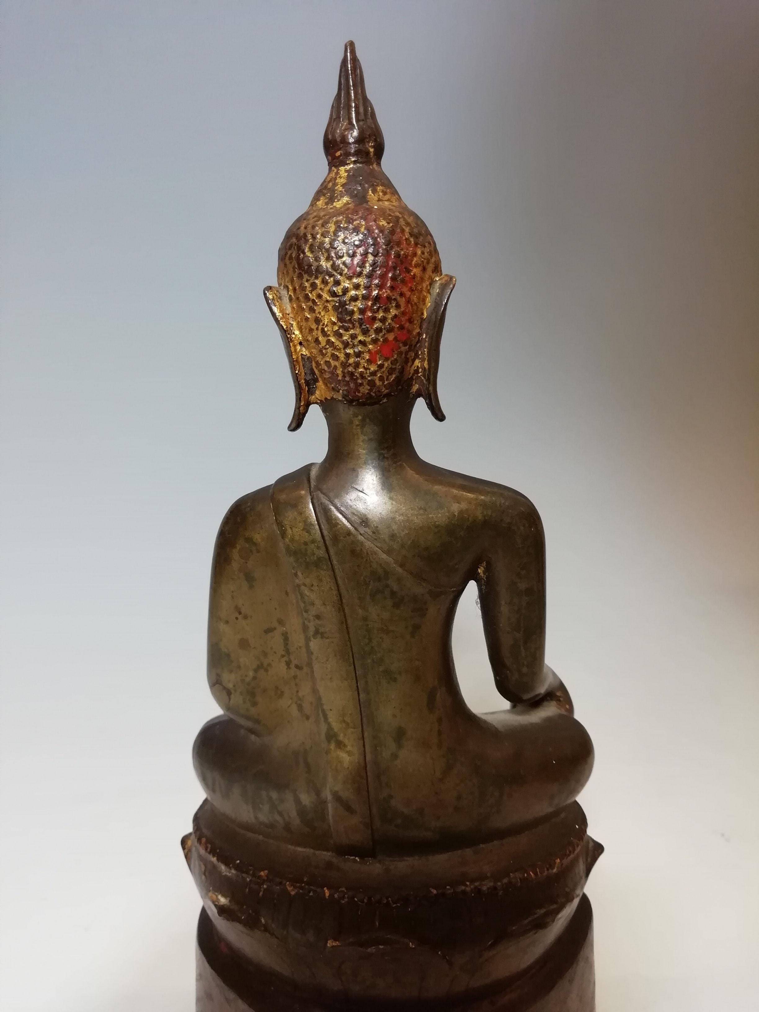 Northern Thai Lanna Period Bronze Buddha, circa 18th Century 1