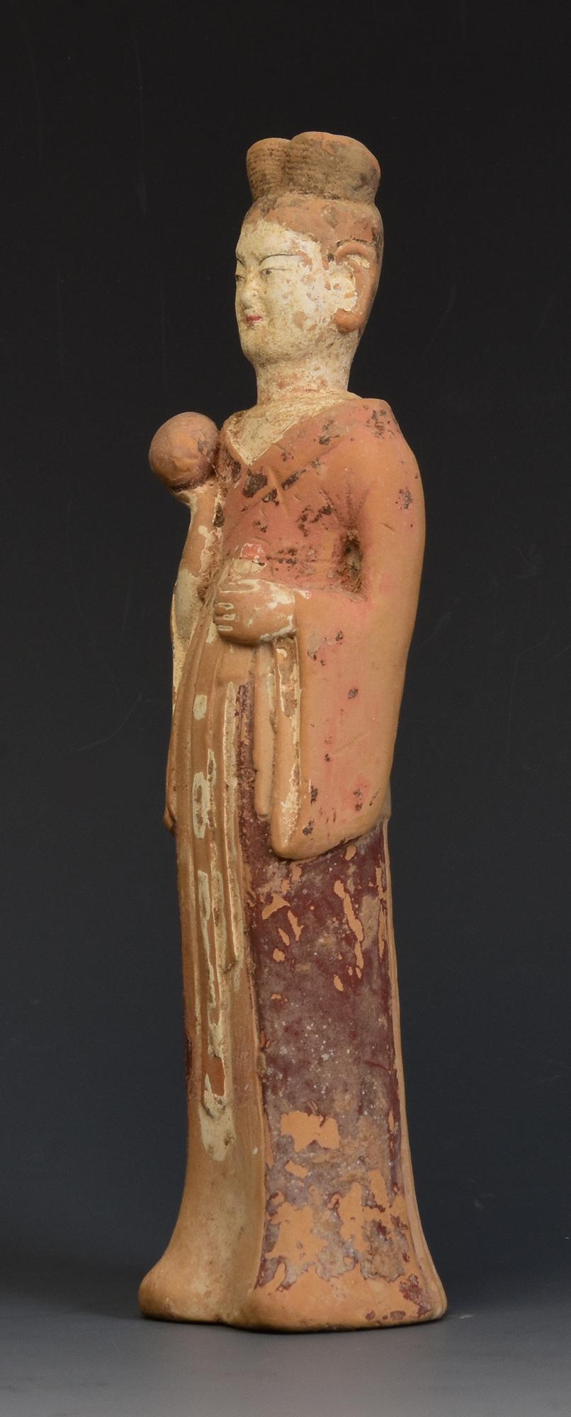 Northern Wei Dynasty, Antique Chinese Painted Pottery Standing Court Lady For Sale 2