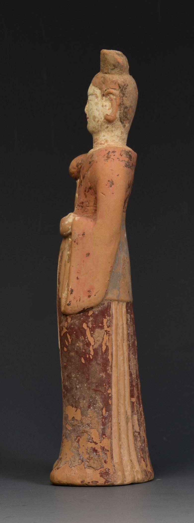 Northern Wei Dynasty, Antique Chinese Painted Pottery Standing Court Lady For Sale 3