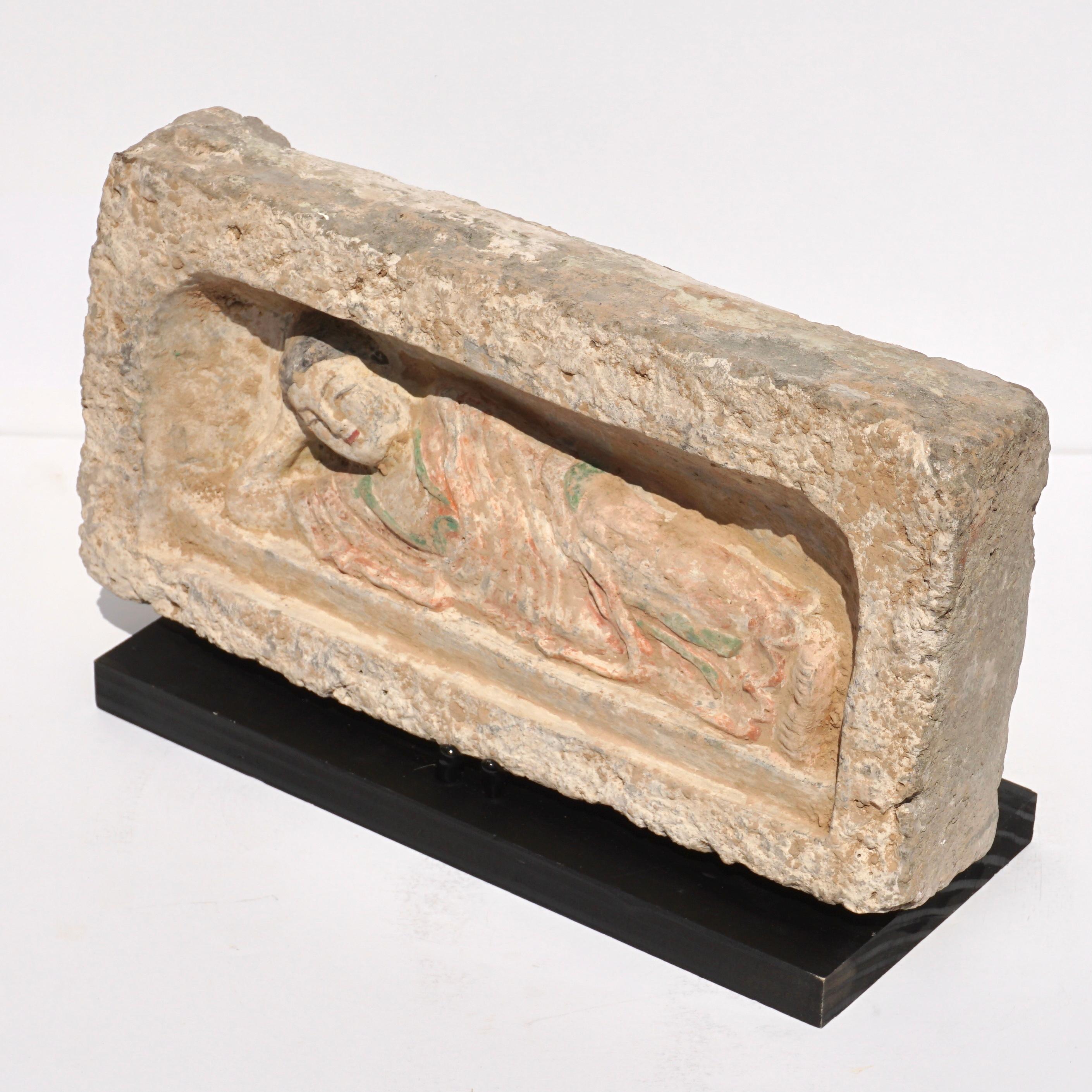 Northern Wei Dynasty Terracotta Sculpture of A Reclining Buddha 386-534 AD In Good Condition In Dallas, TX