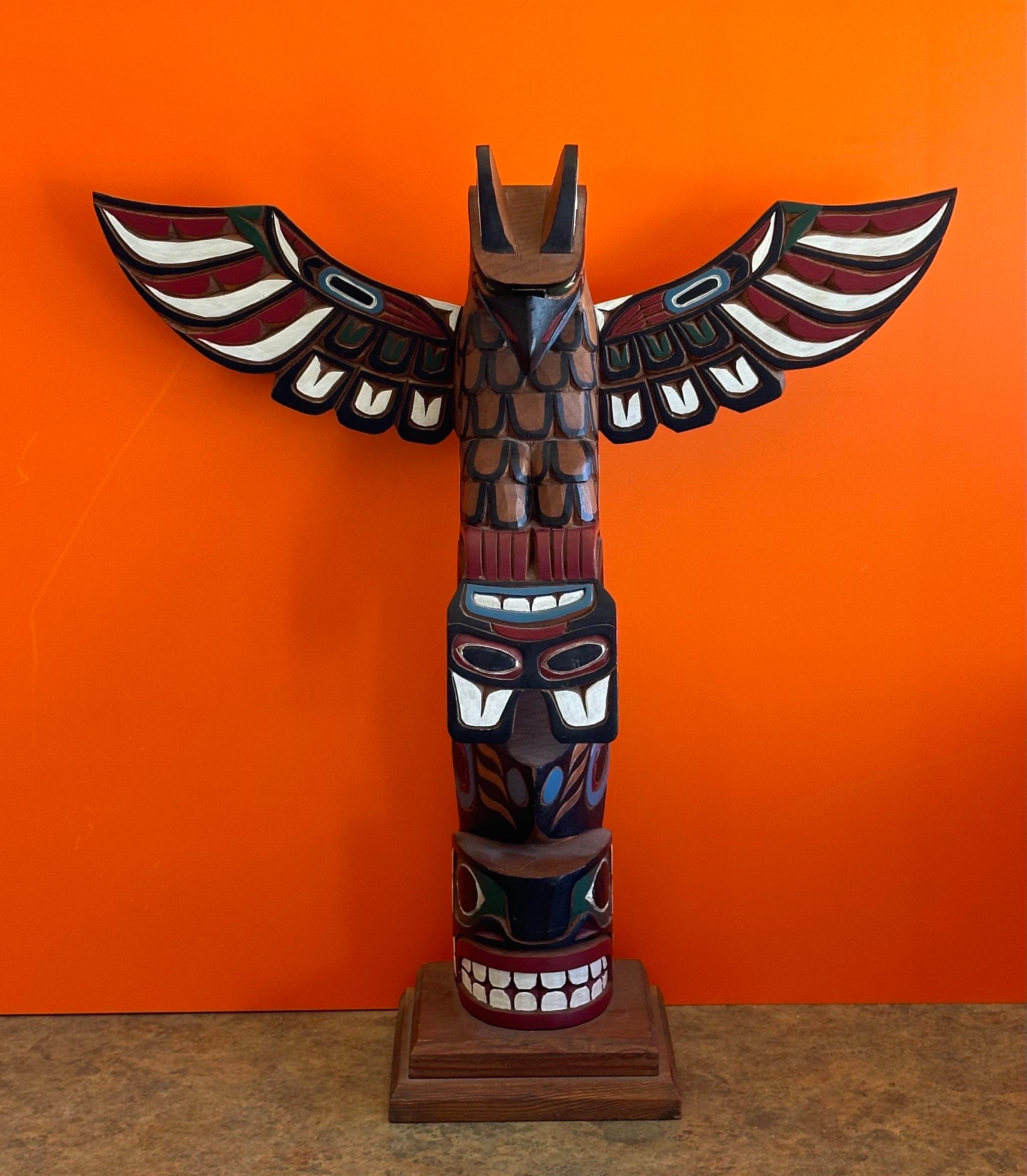  Northwest Coast American Indian Hand Carved Wood Totem Pole by Gary Rice In Good Condition For Sale In San Diego, CA