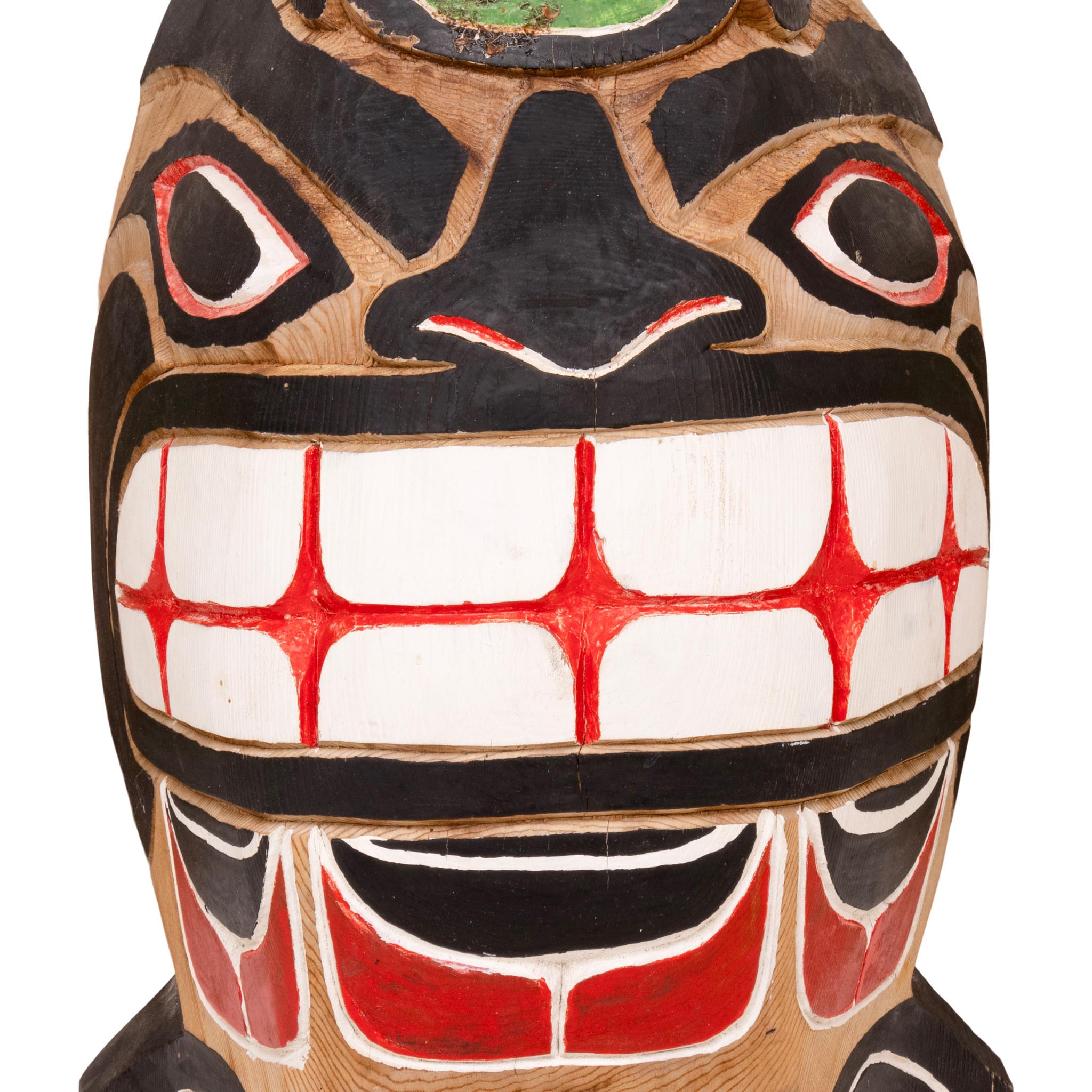Northwest Coast Thunderbird Figure Estadounidense en venta