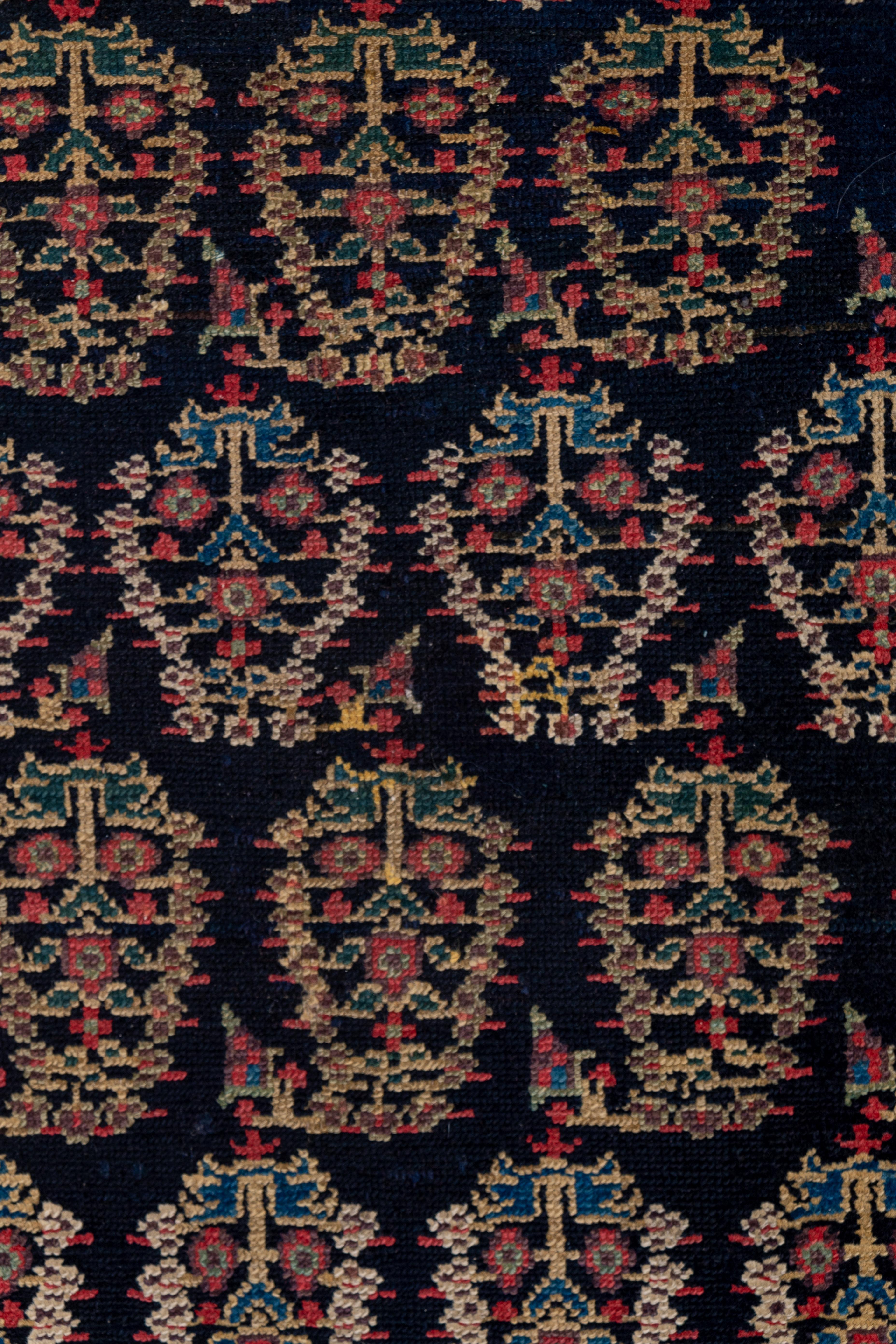Tribal Tapis de couloir persan azerbaïdjan ancien du Nord-Ouest en vente