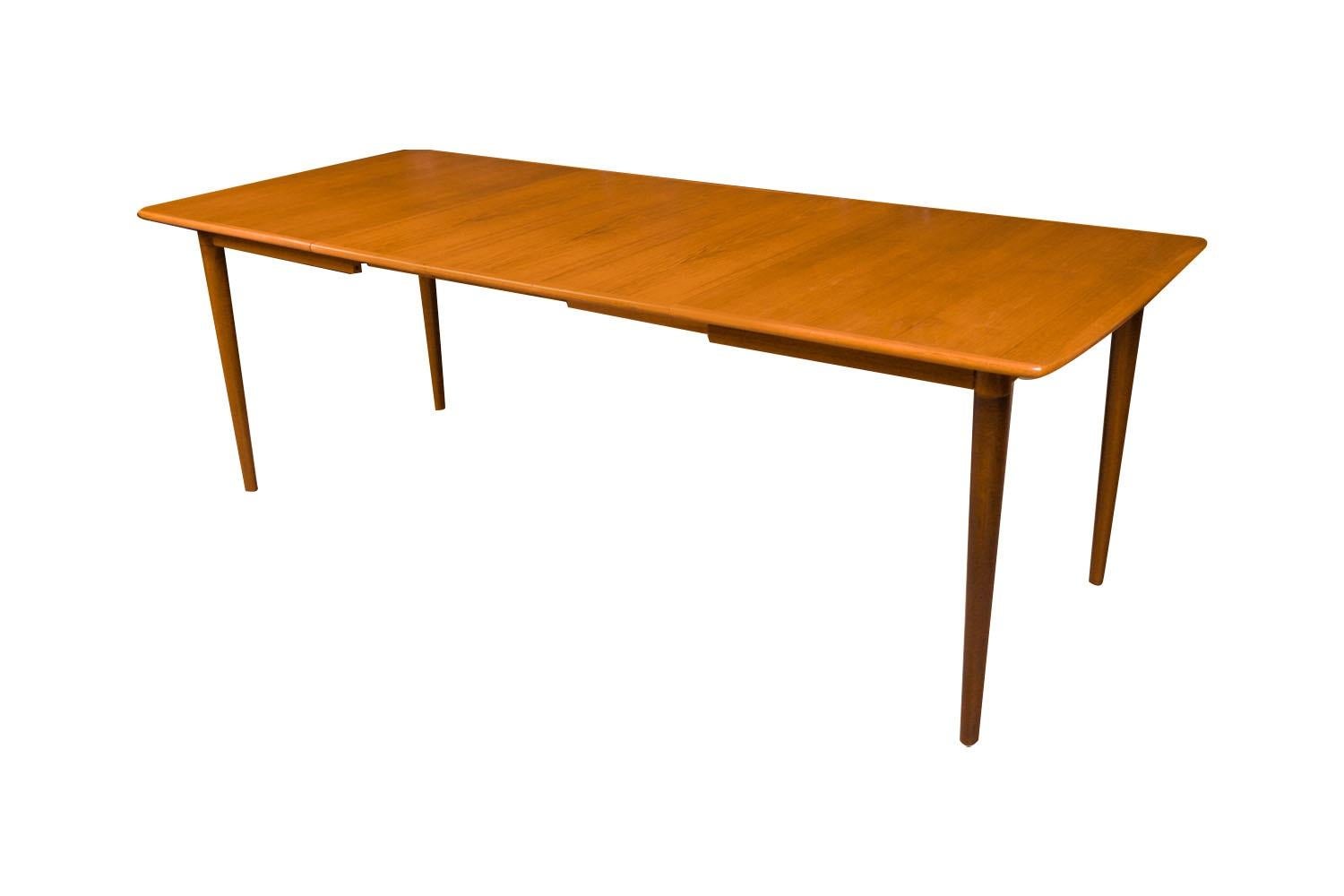 Norway Large Dining Table Mid-Century Teak by Gustav Bahus en vente 3