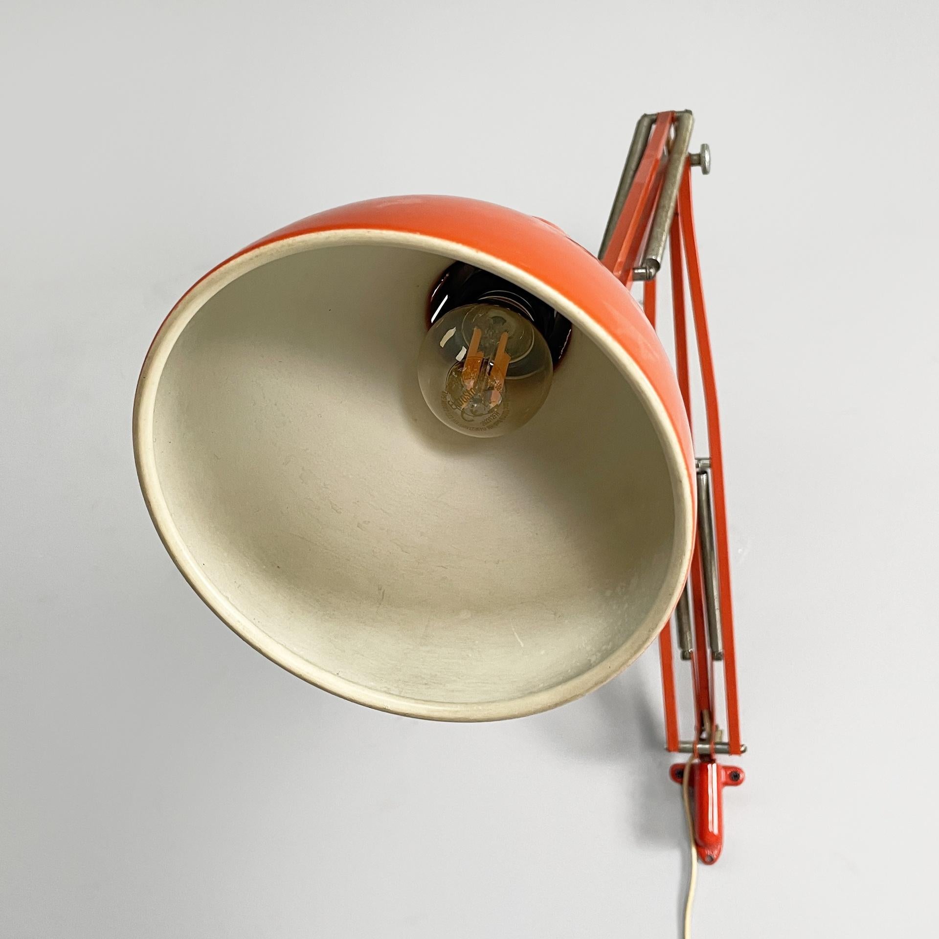 Metal Norway orange adjustable wall lamp Naska Loris by Jac Jacobsen for Luxo, 1950s For Sale
