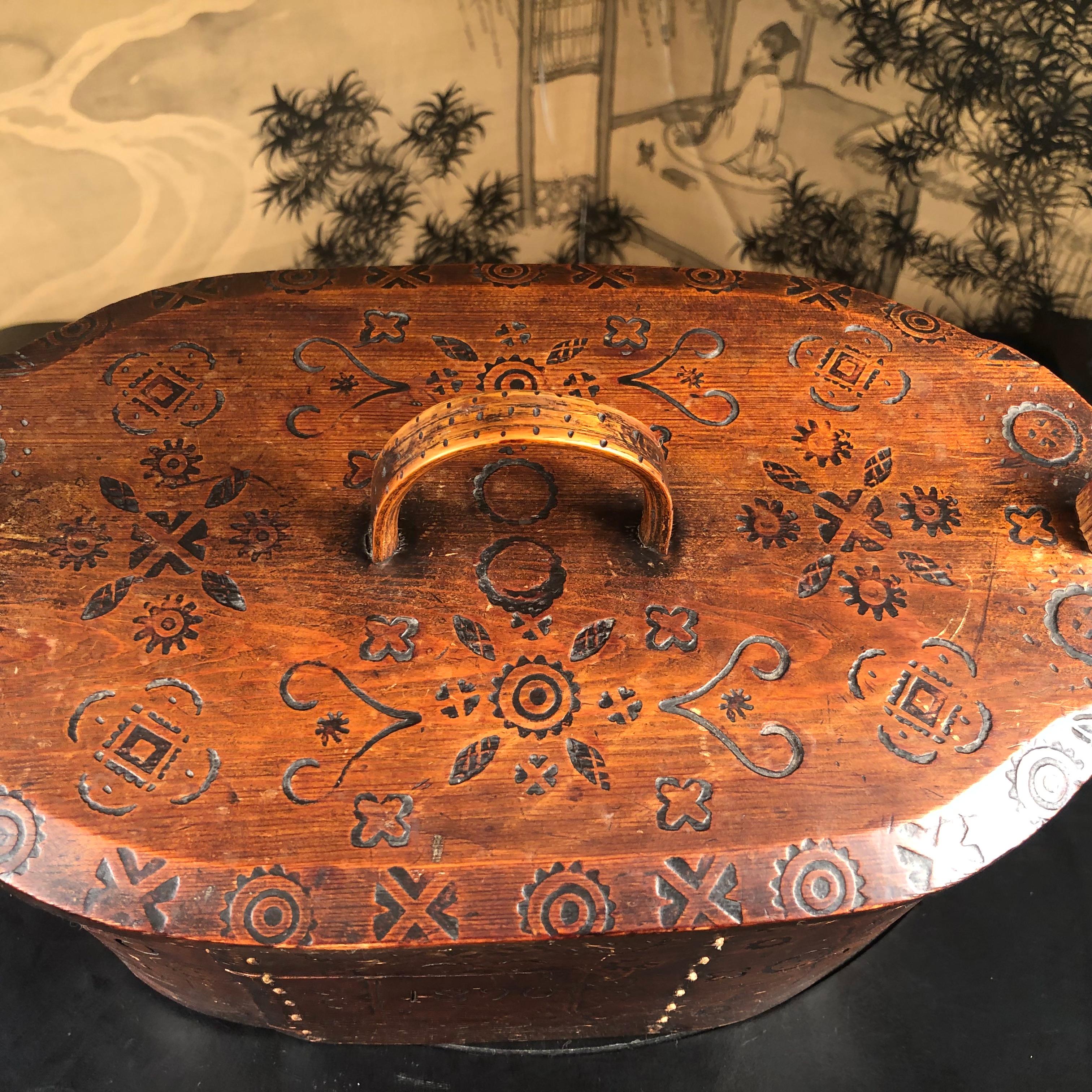 Norwegian Norway Large Tine Bentwood Box, 1890 For Sale