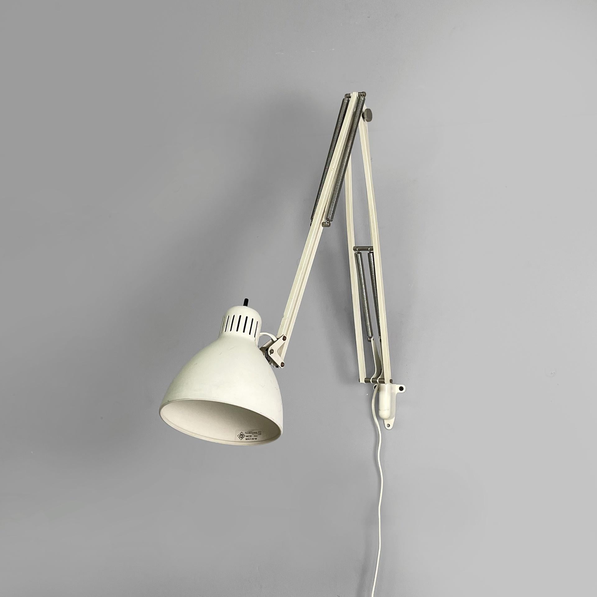 Mid-Century Modern Norway white adjustable wall lamp Naska Loris by Jac Jacobsen for Luxo, 1950s For Sale