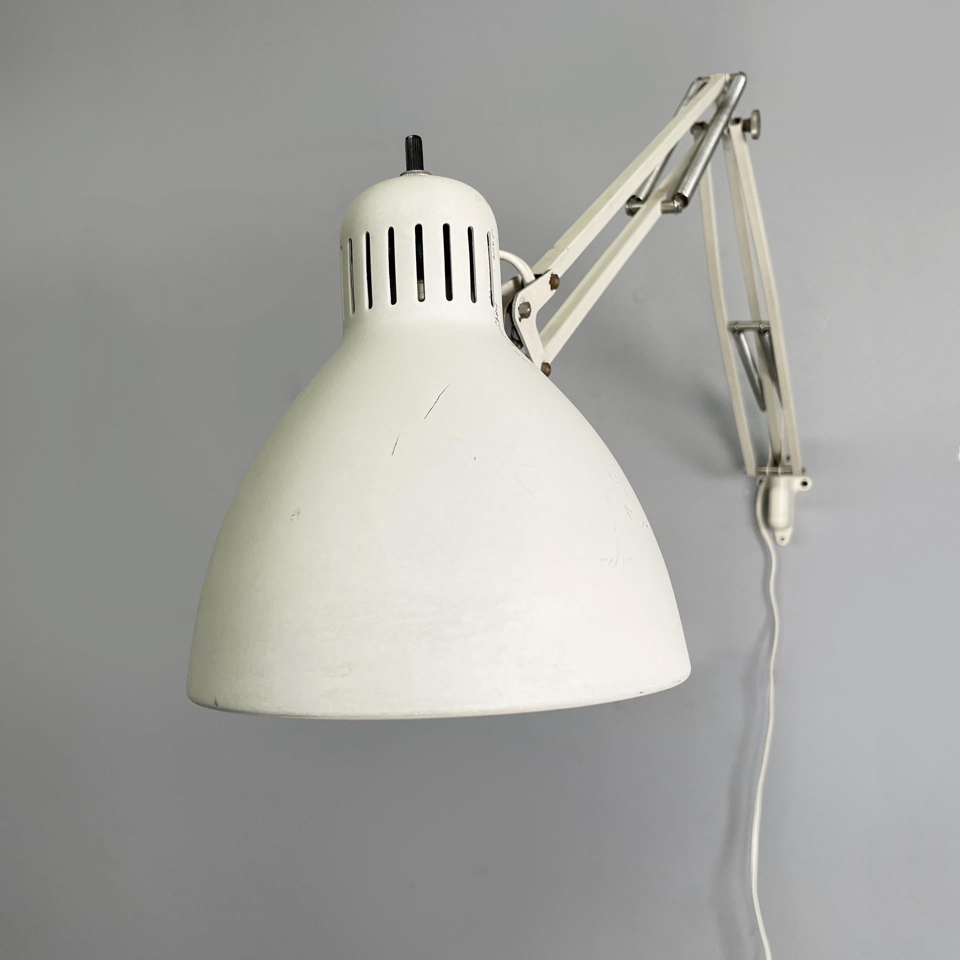 Norway white adjustable wall lamp Naska Loris by Jac Jacobsen for Luxo, 1950s In Fair Condition For Sale In MIlano, IT
