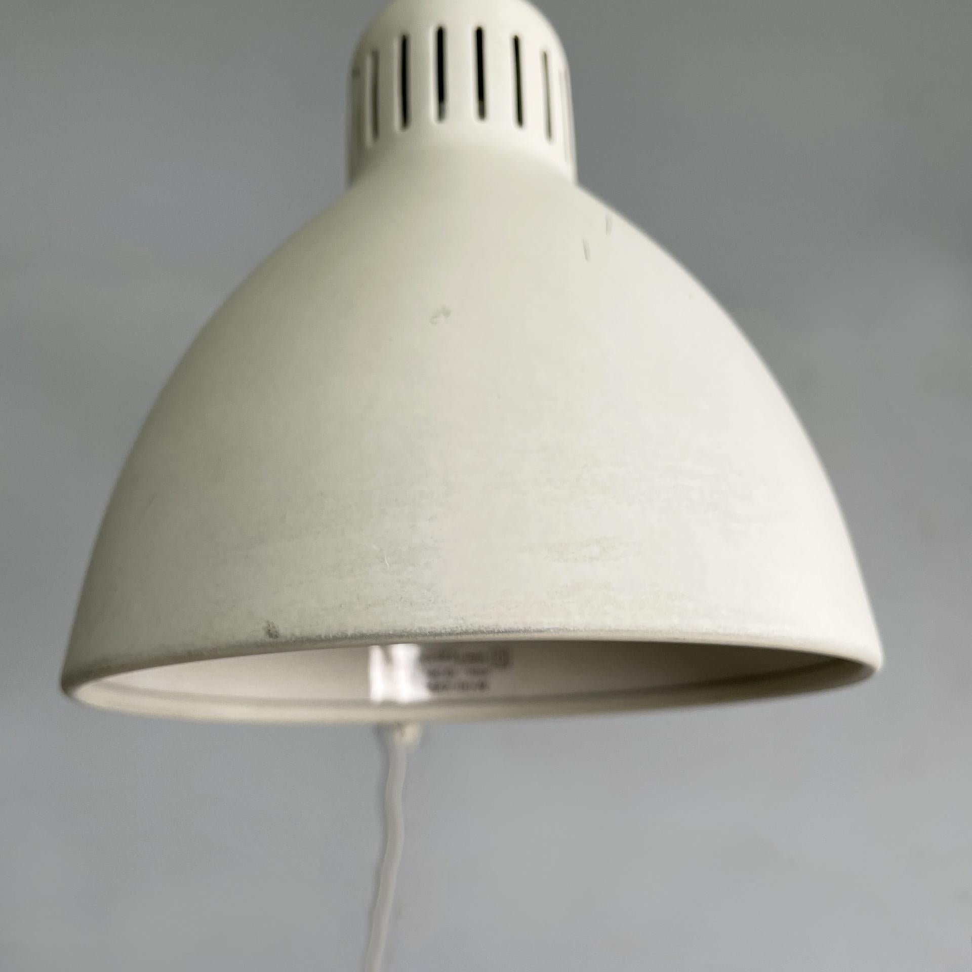 Mid-20th Century Norway white adjustable wall lamp Naska Loris by Jac Jacobsen for Luxo, 1950s For Sale