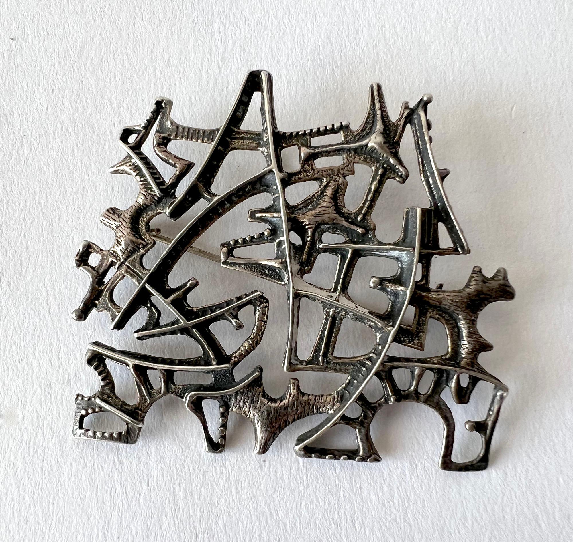 Norwegian Abstract Modernist Sterling Silver Elsie Paul Hughes Pendant Brooch In Good Condition In Palm Springs, CA