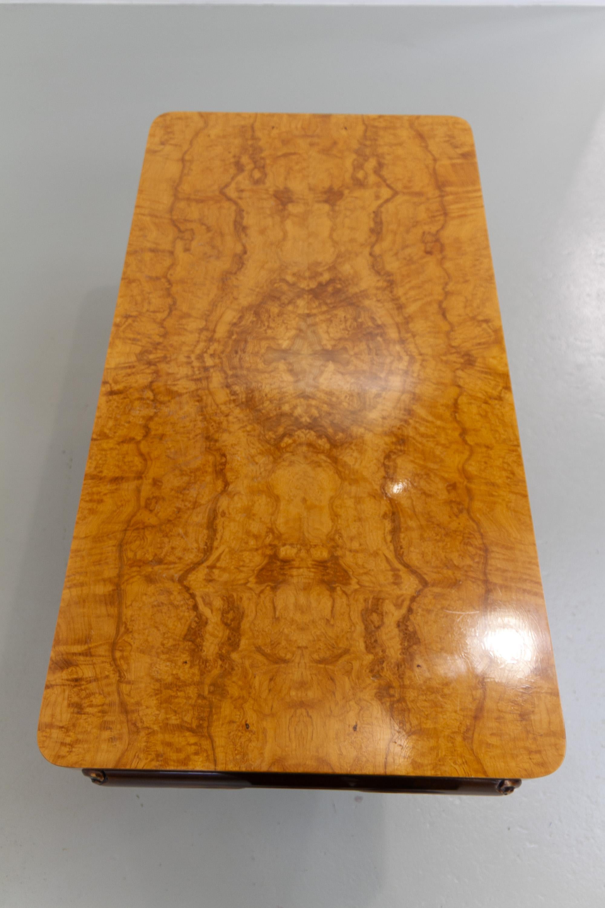 Norwegian Art Deco Burl Console or Coffee Table by Aase Dreieri, 1930s. For Sale 11