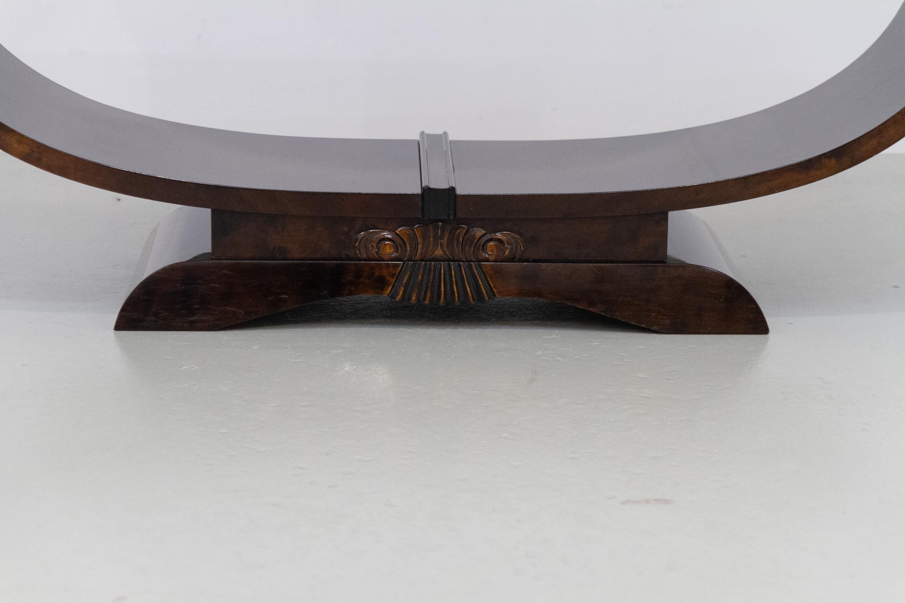 Norwegian Art Deco Burl Console or Coffee Table by Aase Dreieri, 1930s. In Good Condition For Sale In Asaa, DK