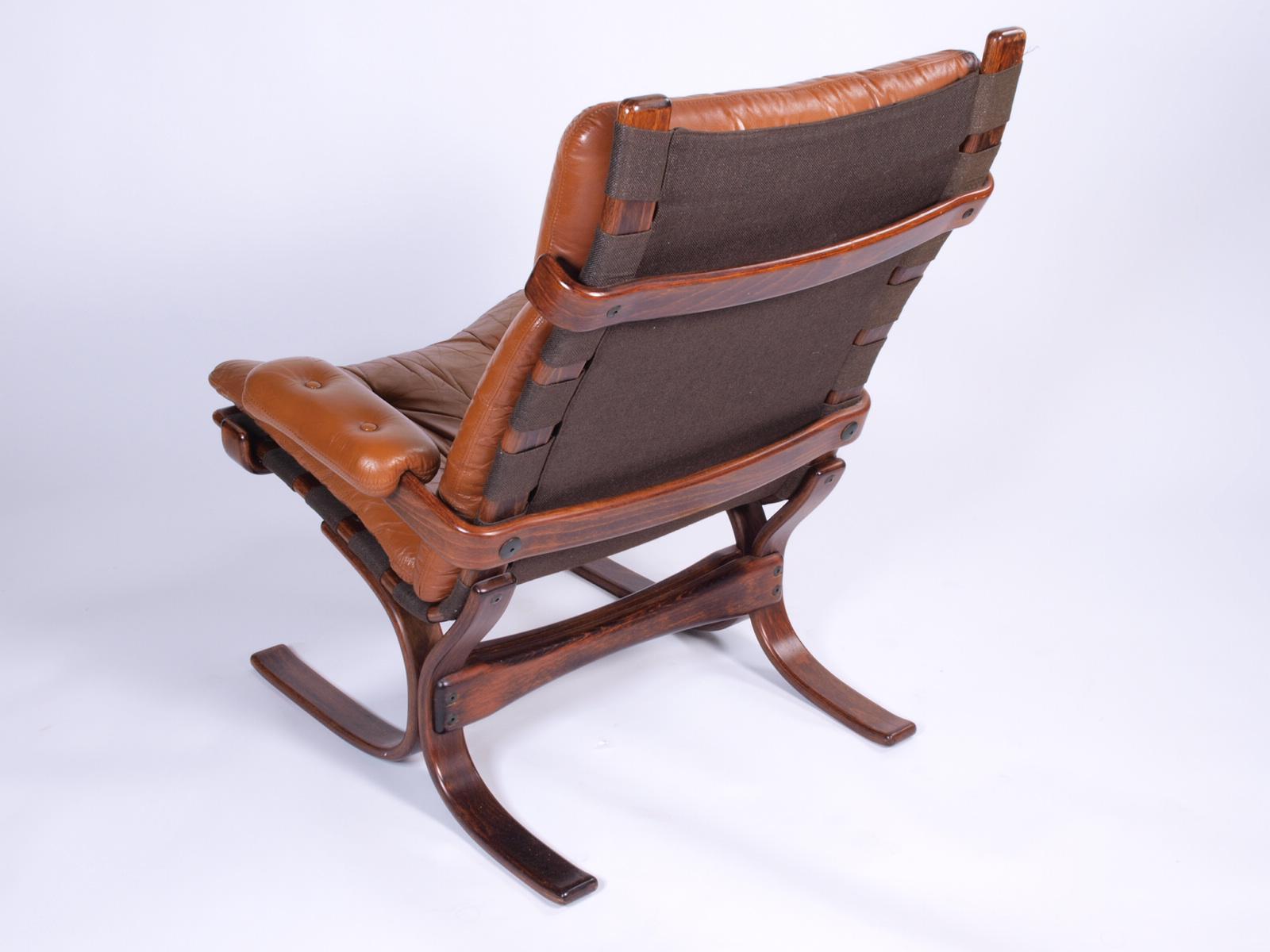 Norwegian Cantilever Easy Chair Leather, Jon Hjortdal, Velledalen, 1970s 1
