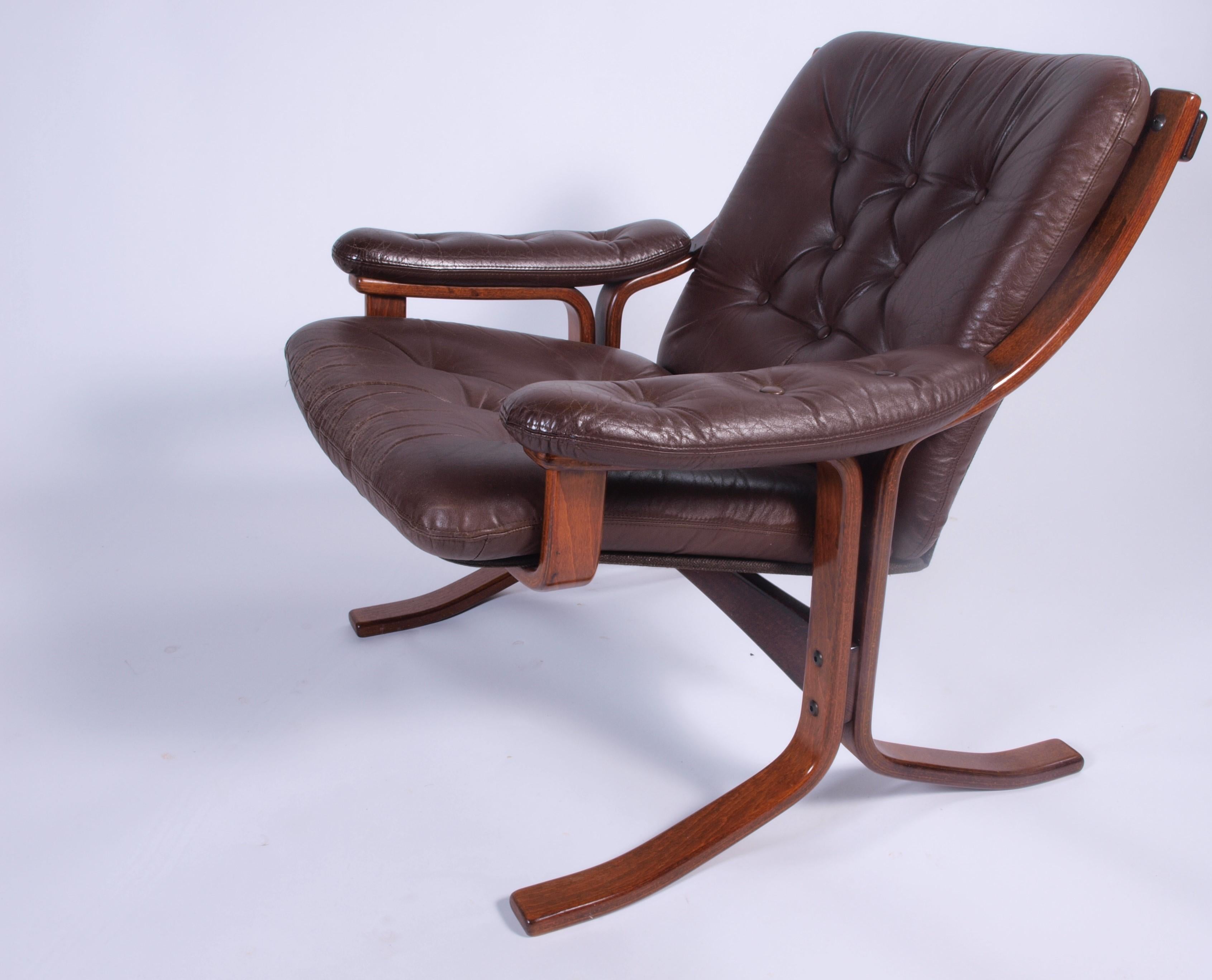 Norwegian Cantilever Easy Chair Leather, Jon Hjortdal, Velledalen, 1970s For Sale 3