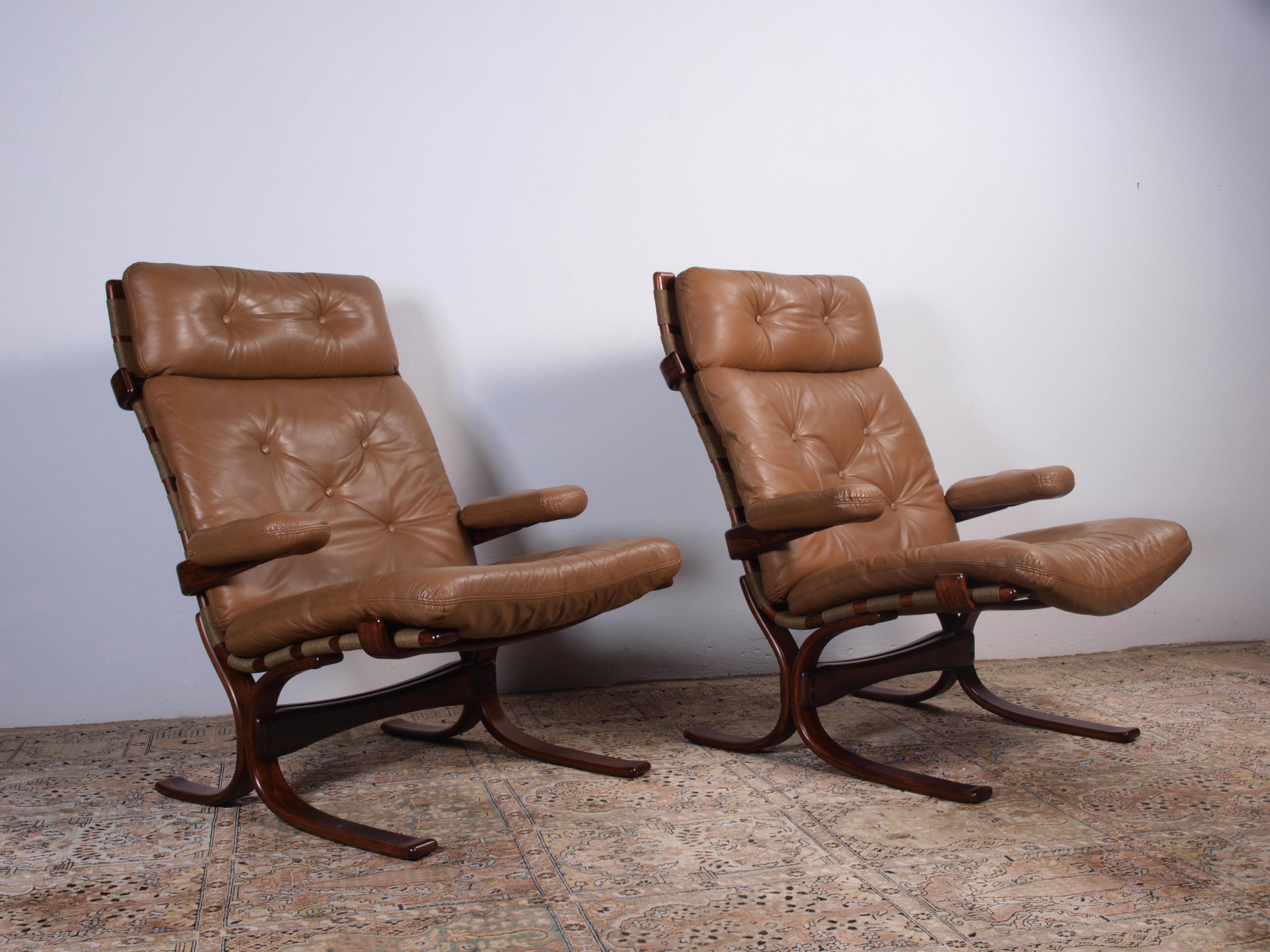 Norwegian Cantilever Easy Chairs in Leather by Jon Hjortdal, Velledalen, 1970s 1