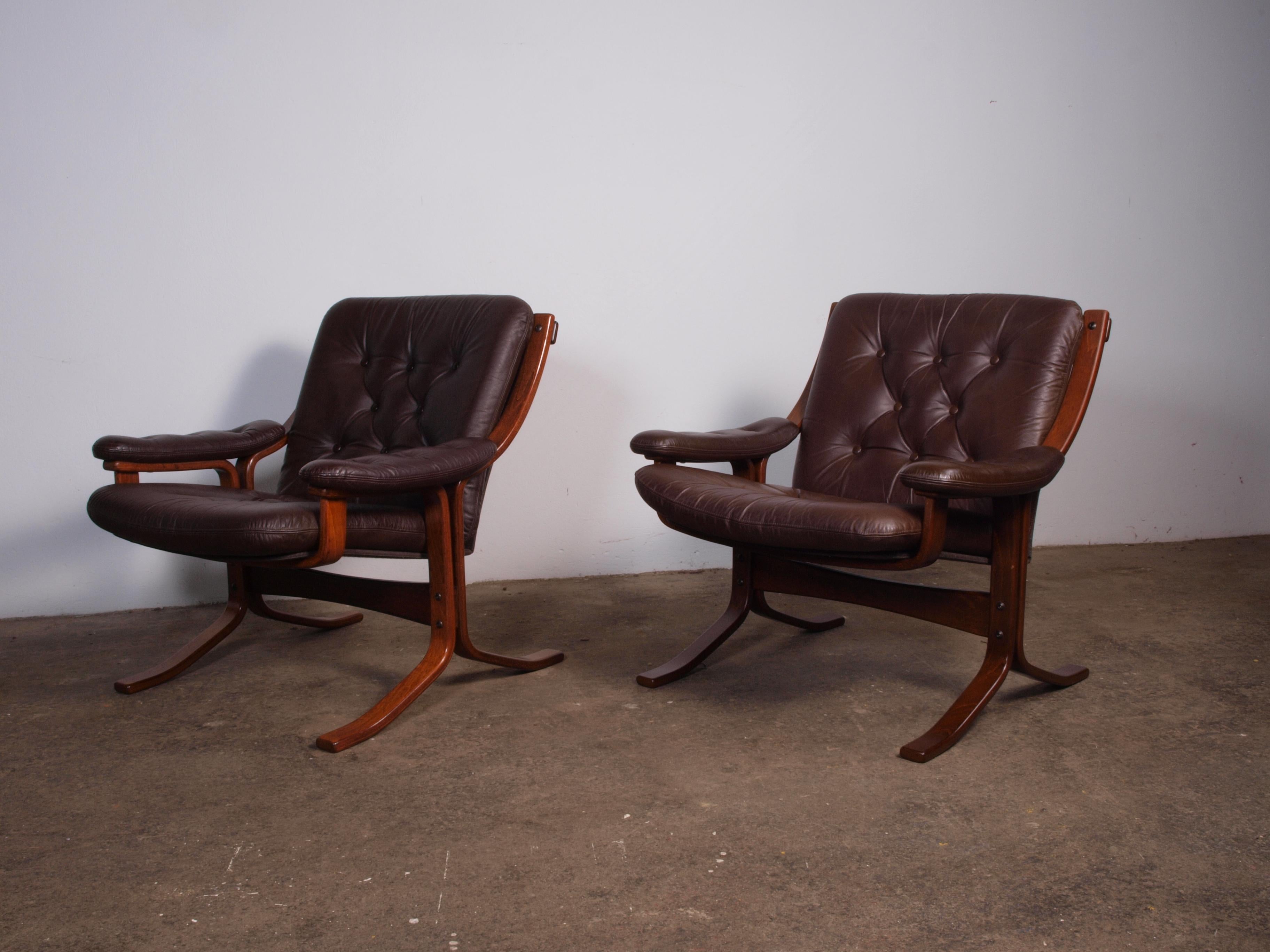 Norwegian Cantilever Easy Chairs in Leather by Jon Hjortdal, Velledalen For Sale 10