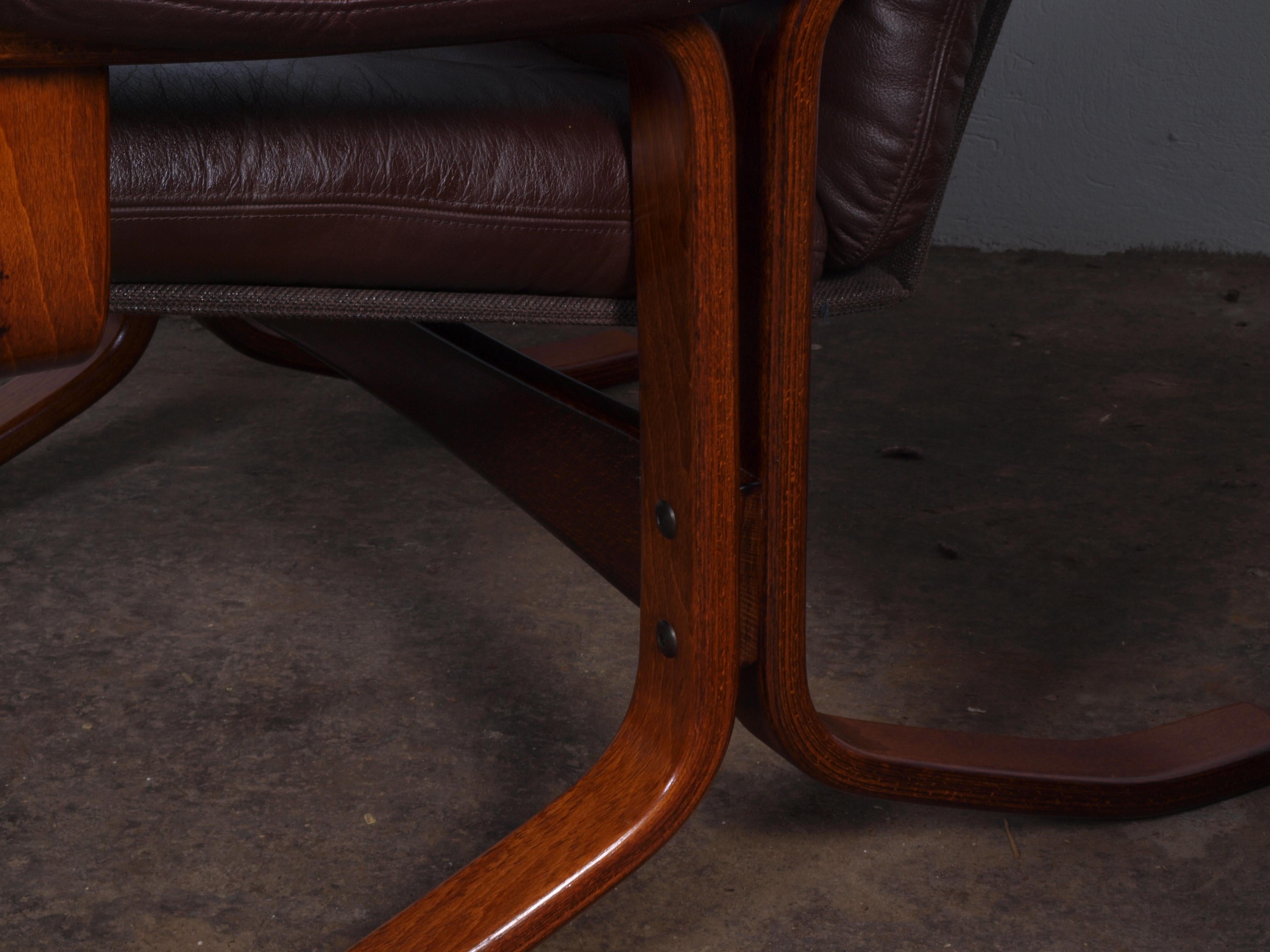 Norwegian Cantilever Easy Chairs in Leather by Jon Hjortdal, Velledalen For Sale 15