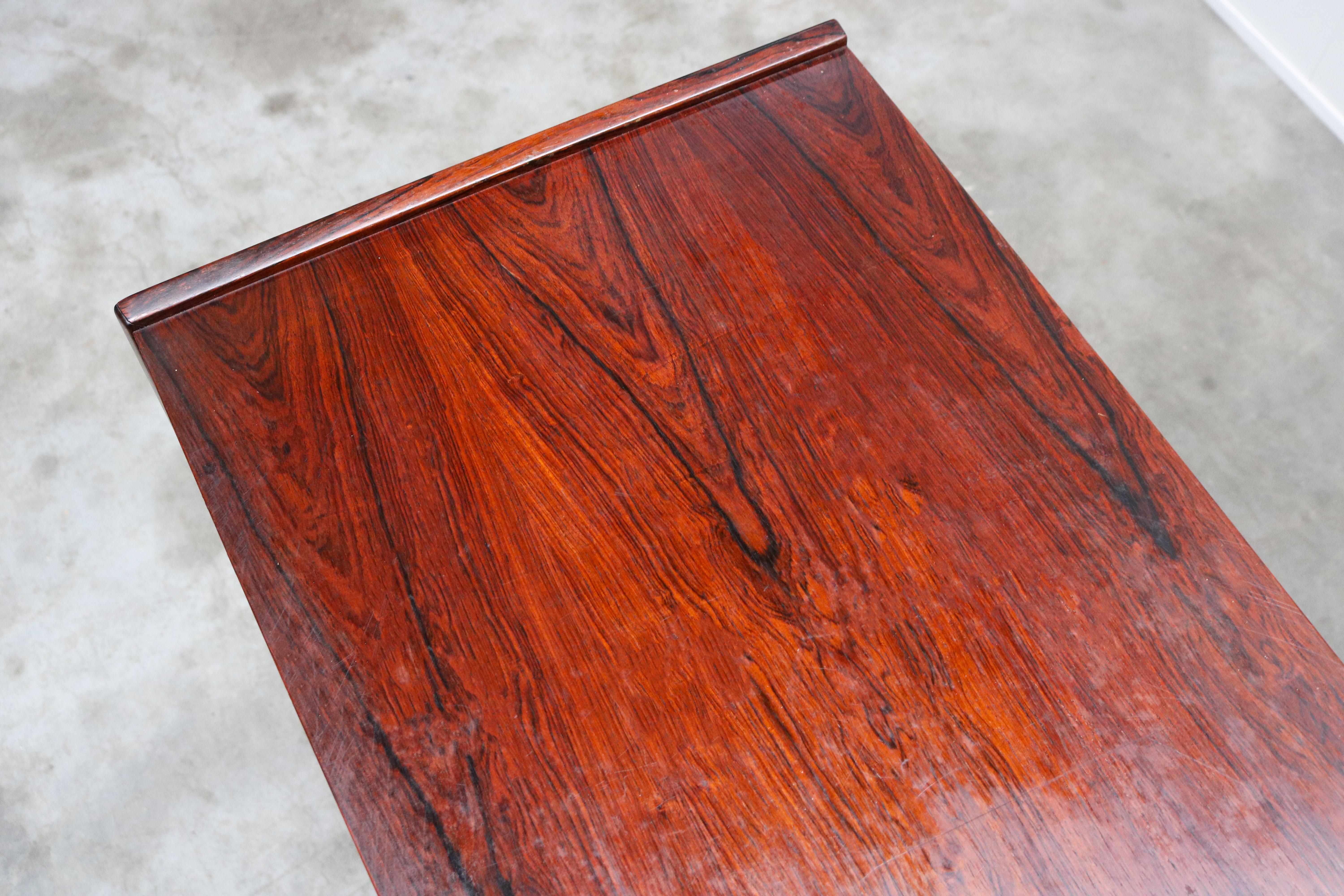 Mid-20th Century Norwegian Design Sideboard / Credenza in Rosewood by Westnofa Minimalist 1950s For Sale