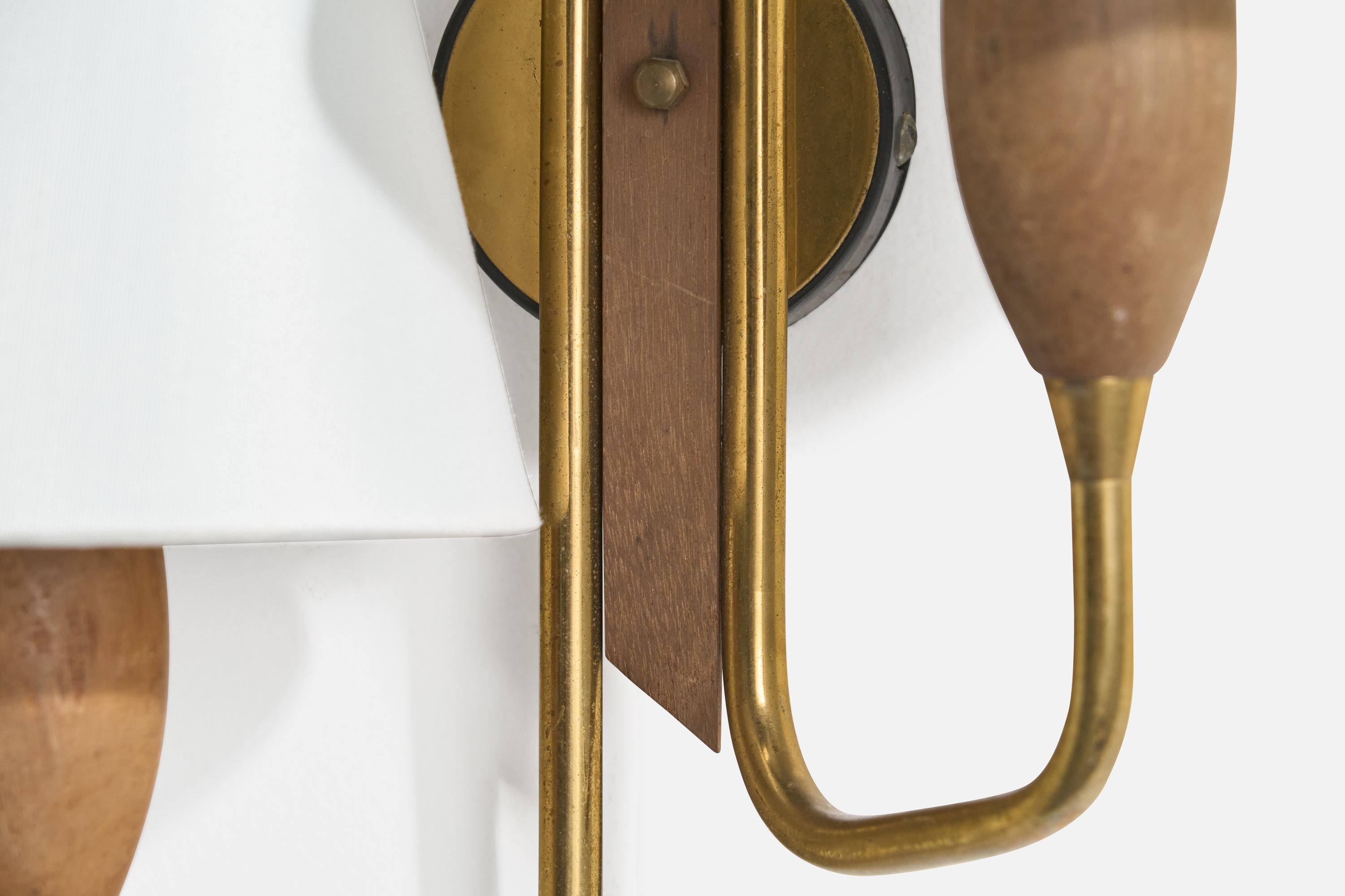Design norvegese, lampada da parete, ottone, teak, tessuto, Norvegia, anni '50 in vendita 3
