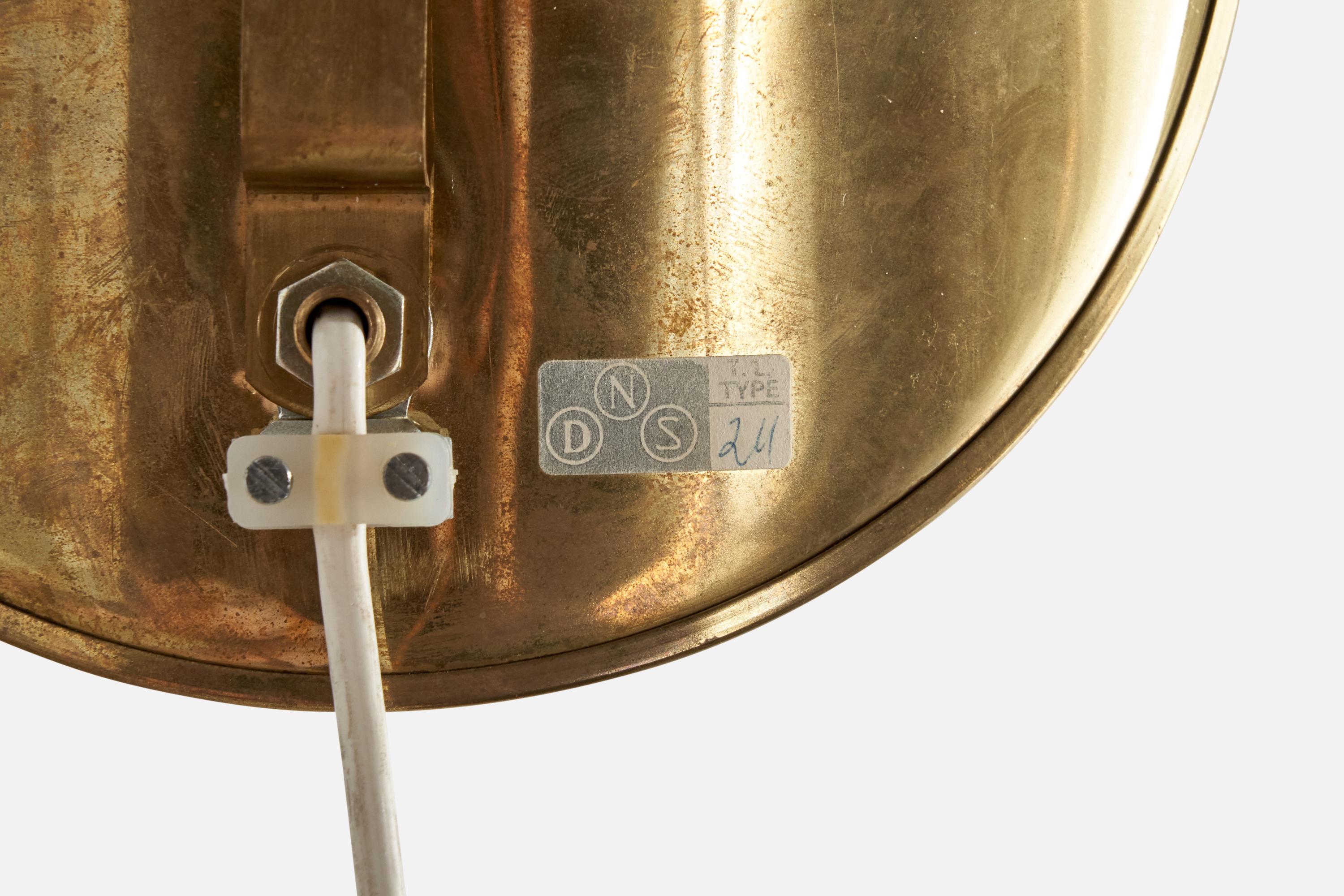 Design/One, Lights, laiton, tissu, Norvège, années 1960 en vente 1