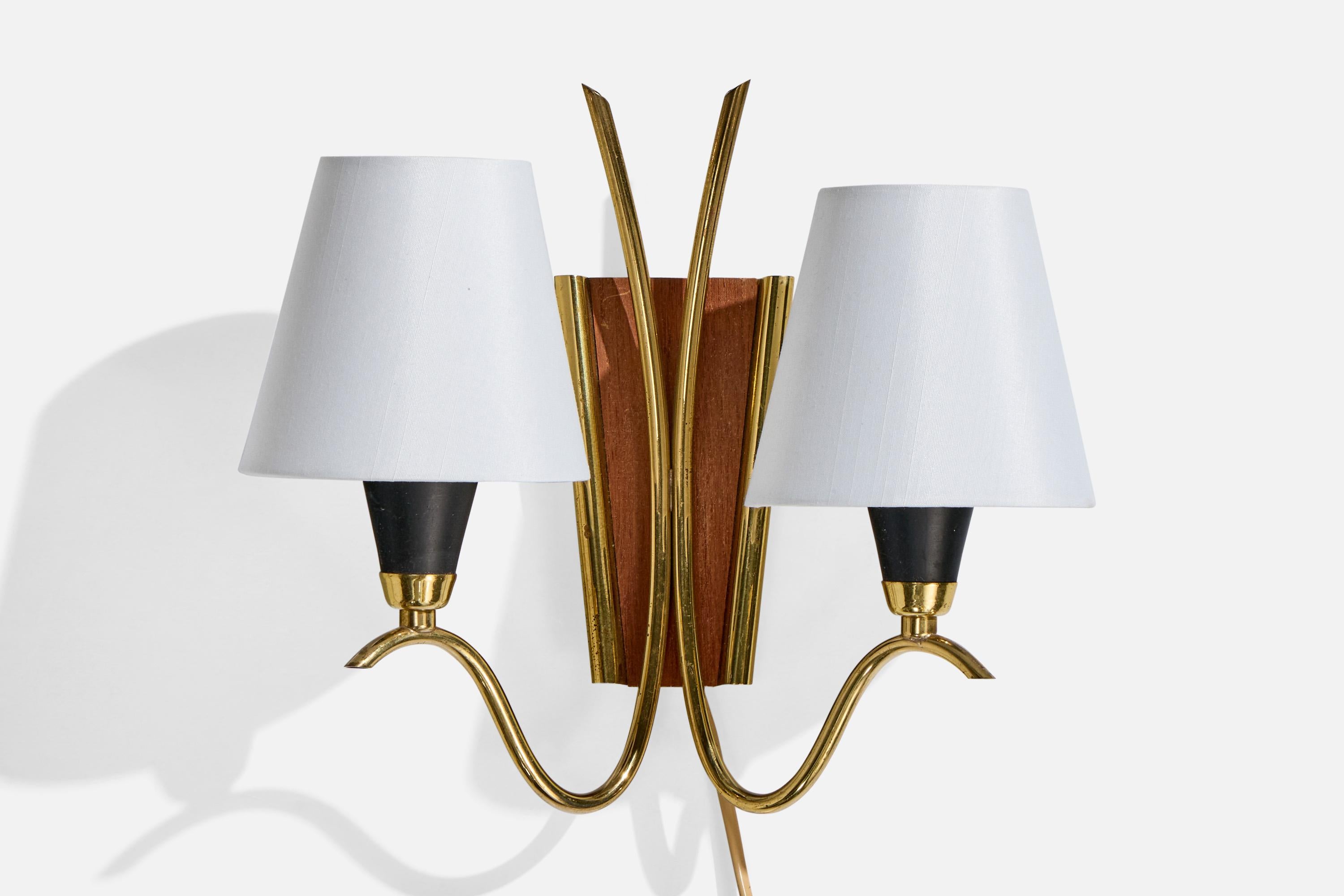 Norwegian Designer, Wall Lights, Brass, Metal, Teak, Fabric, Norway, 1950s In Good Condition For Sale In High Point, NC