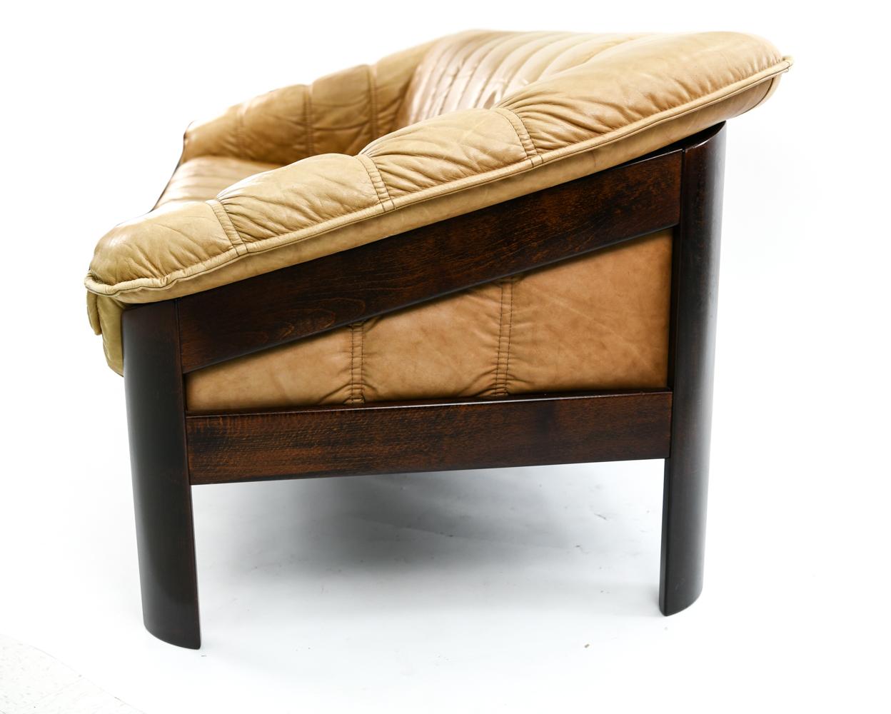 Norwegian Ekornes Sofa in Brandy Color Leather 1