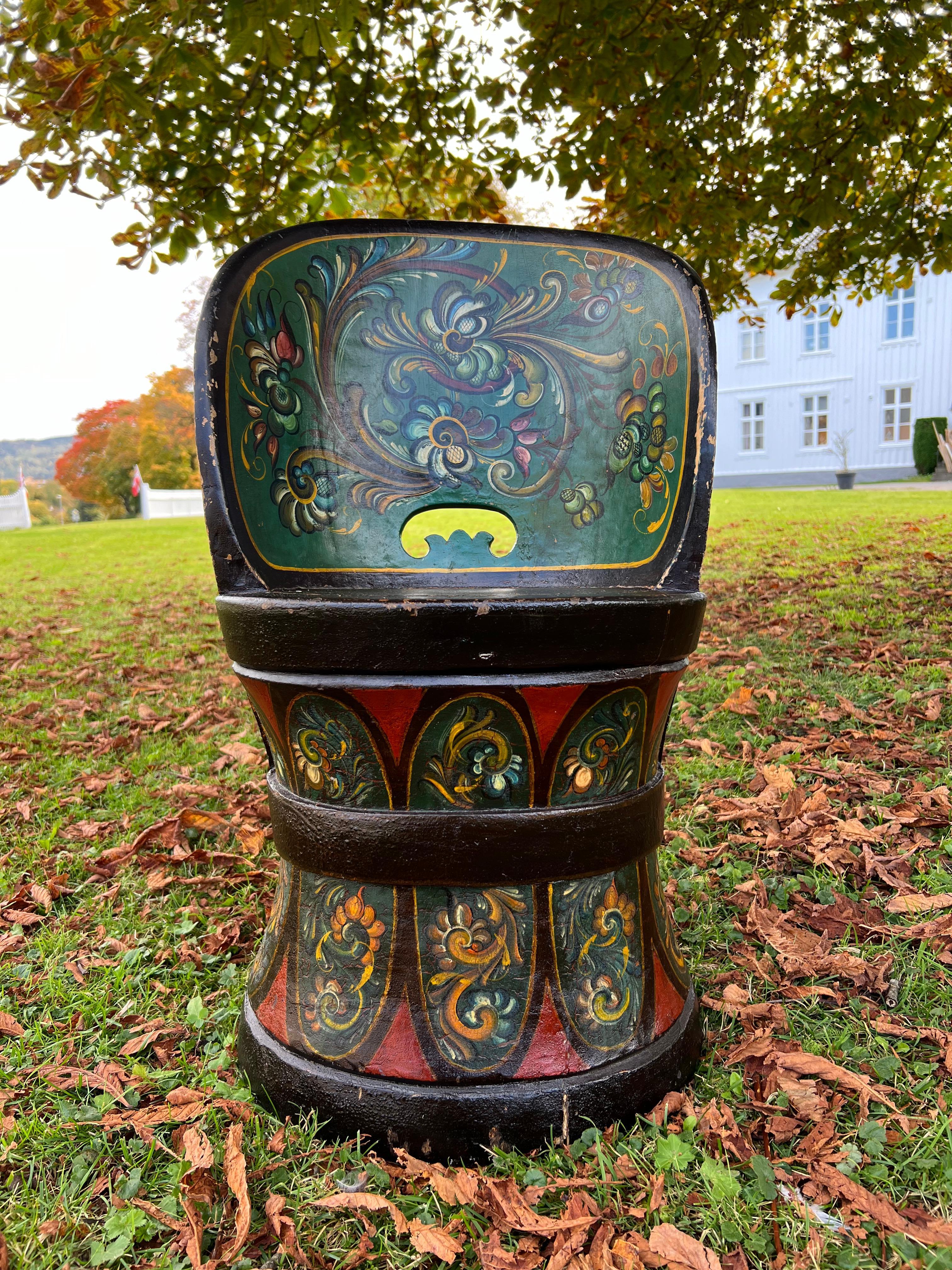 Hand-Carved Rare Norwegian Kubbestol, Primitive Telemark Rosemaling, Norway, c.1880-1920 For Sale