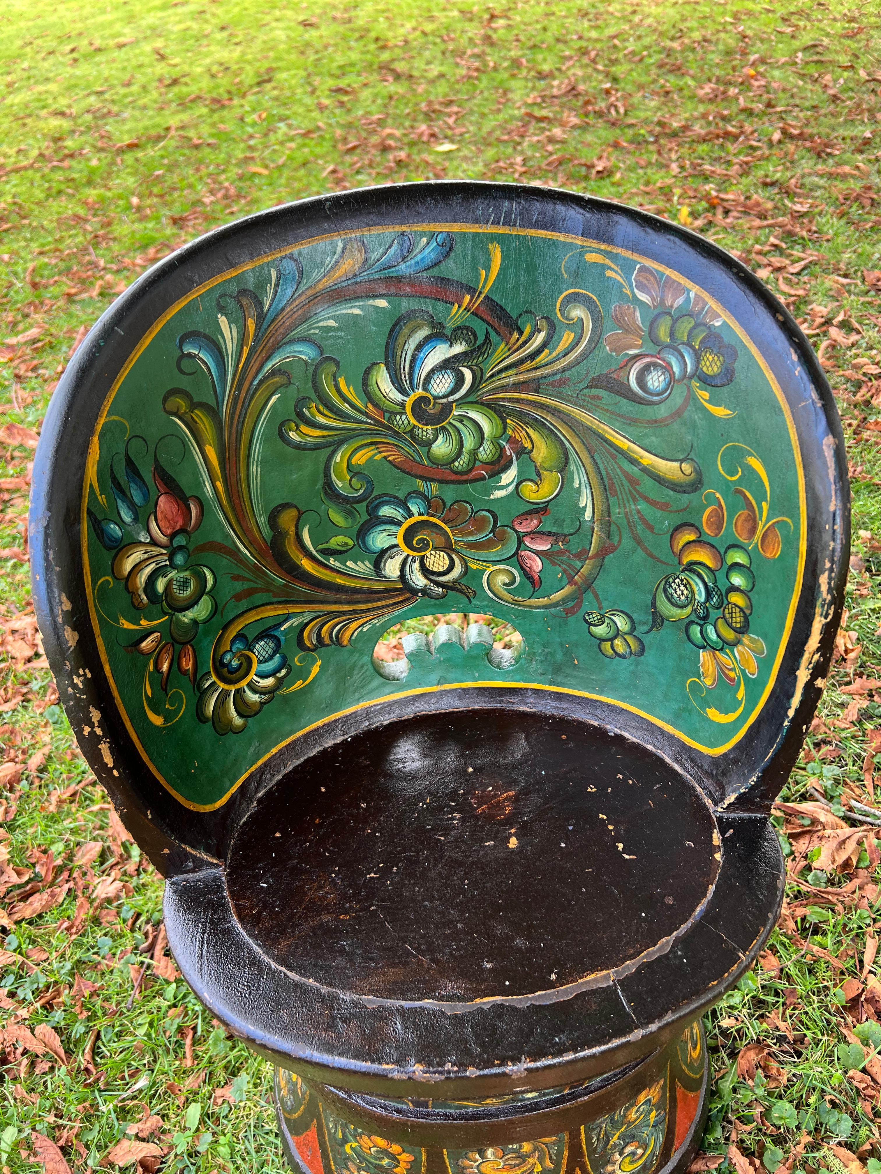 Bentwood Rare Norwegian Kubbestol, Primitive Telemark Rosemaling, Norway, c.1880-1920 For Sale