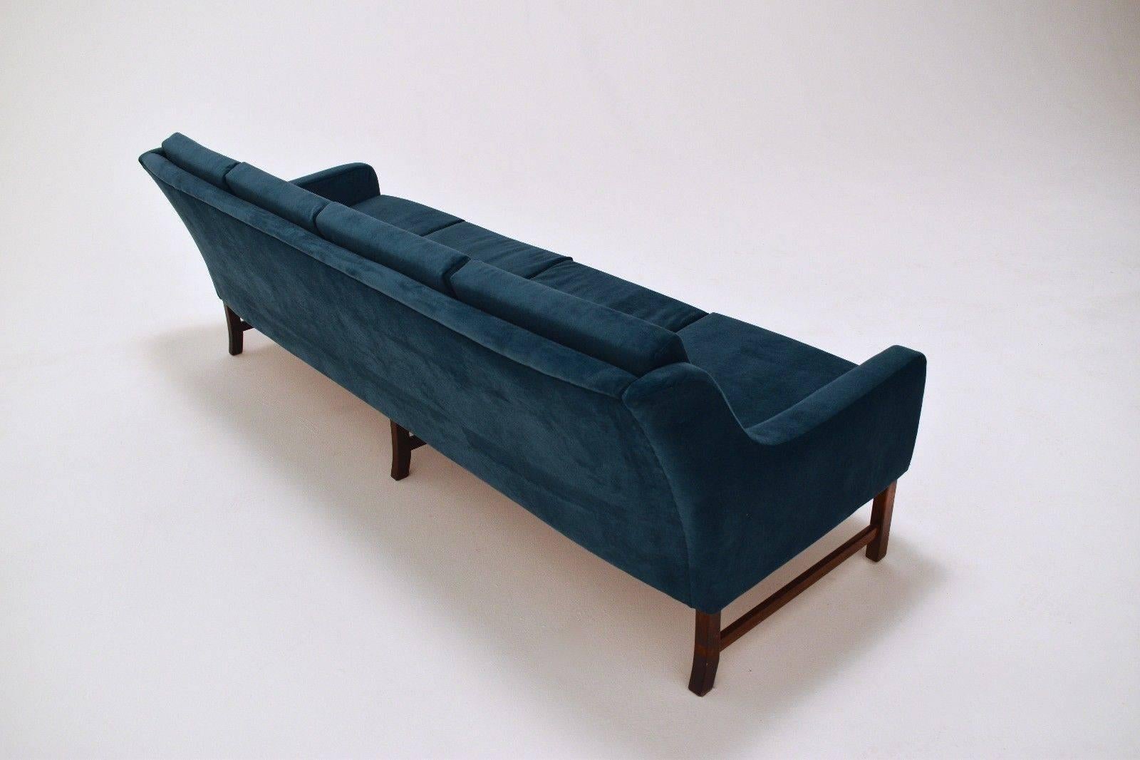 Norwegian Fredrik Kayser Blue Velvet Rosewood Four-Seat Sofa Midcentury, 1960s For Sale 4