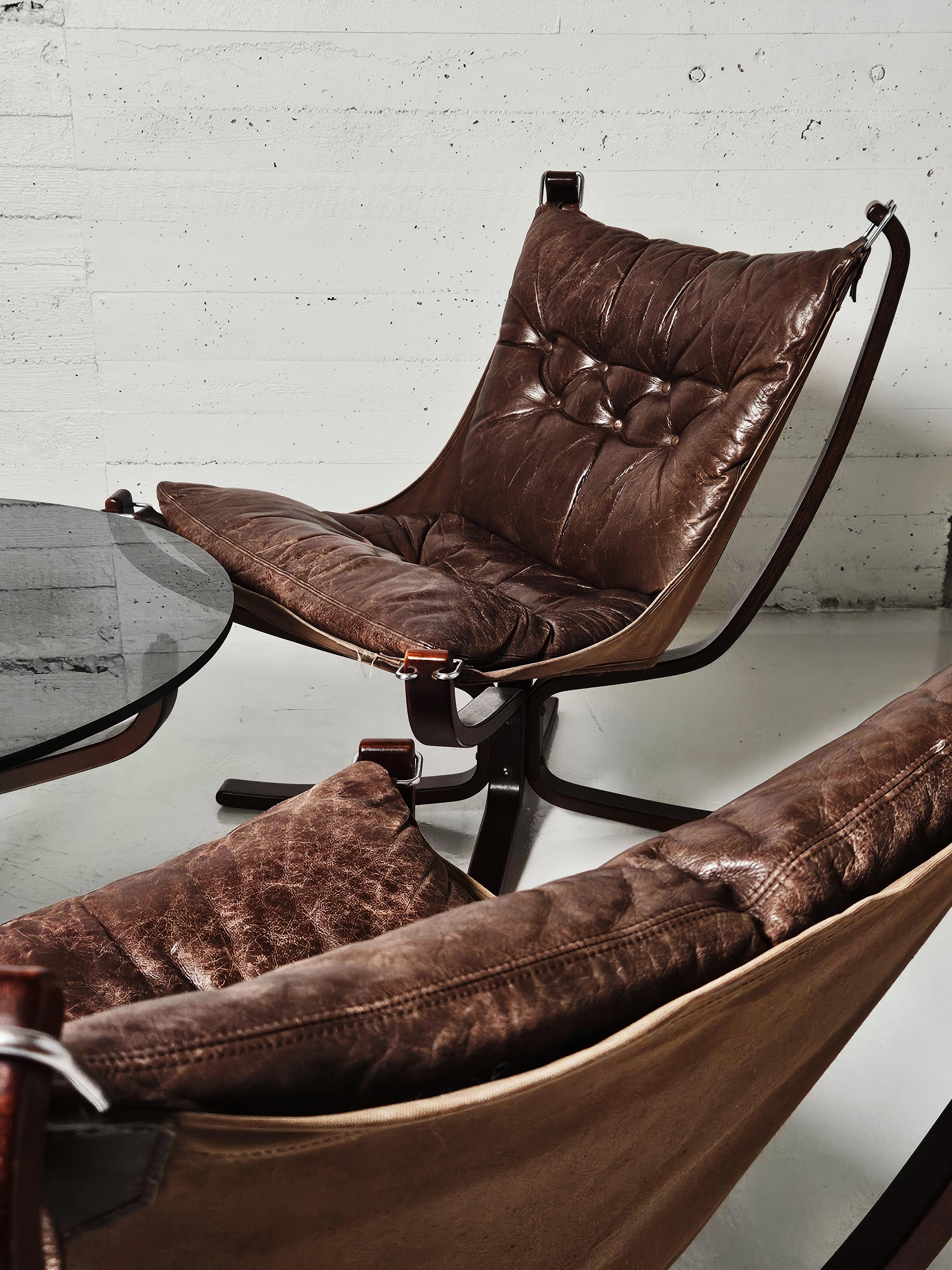 Norwegian lounge group of Falcon chairs by  Sigurd Resell, 1970s For Sale 5