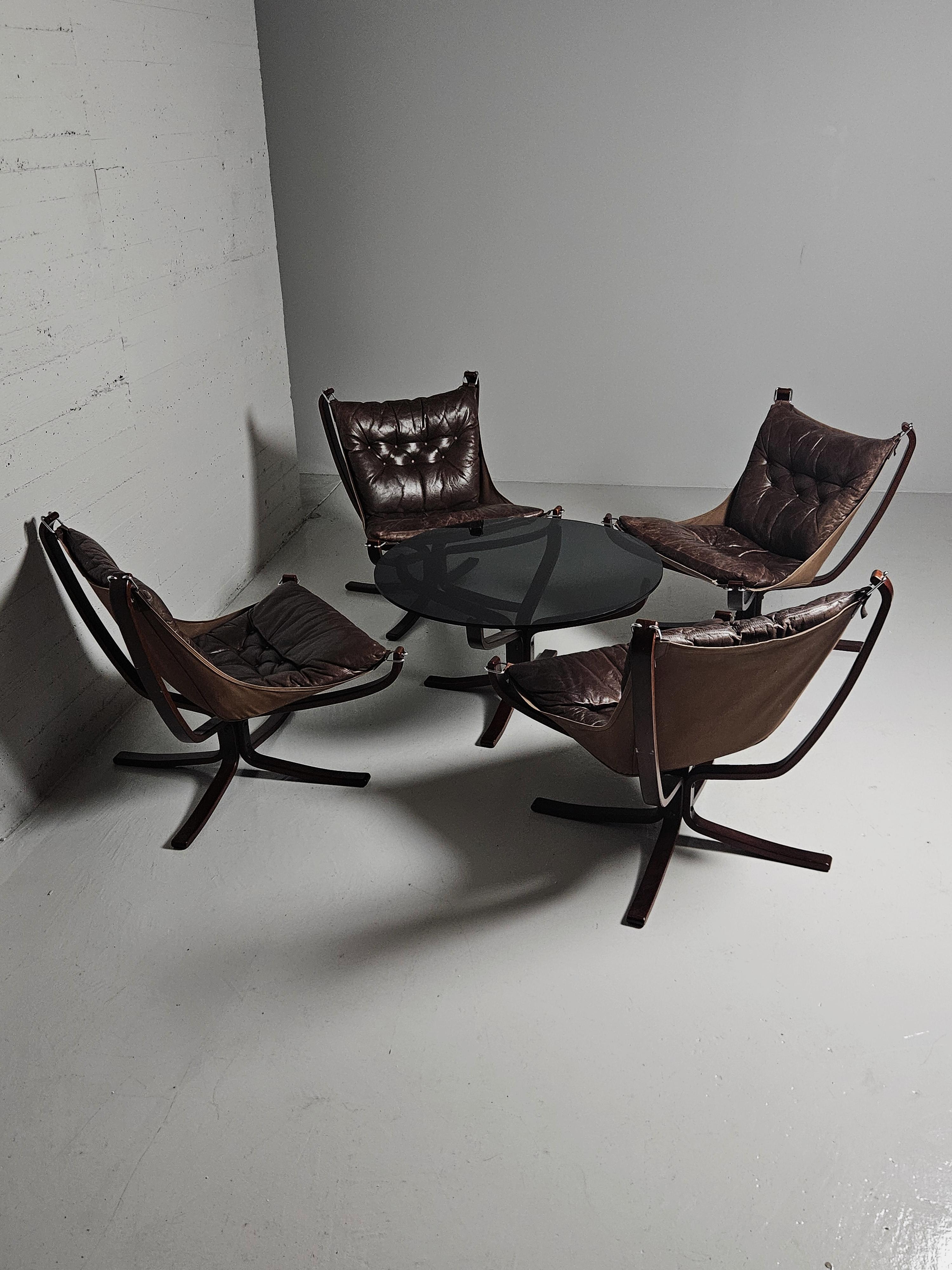 Scandinavian Modern Norwegian lounge group of Falcon chairs by  Sigurd Resell, 1970s For Sale