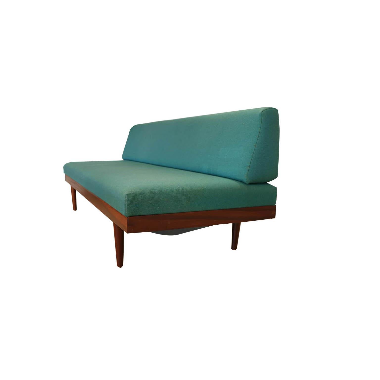 A stunning and comfortable midcentury sofa made in Norway, designed by Edvard Kindt for Gustav Bahus. Featuring a cushion back and single seat cushion upholstered in original attractive teal fabric in fantastic condition, no rips or tears. The