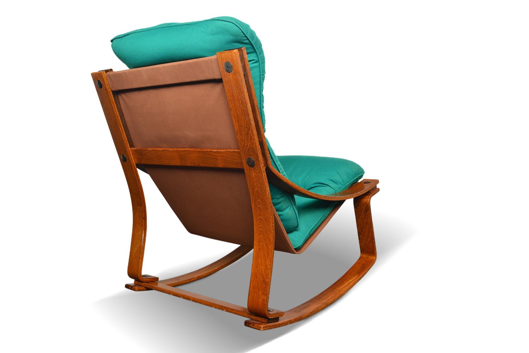 kolton chair