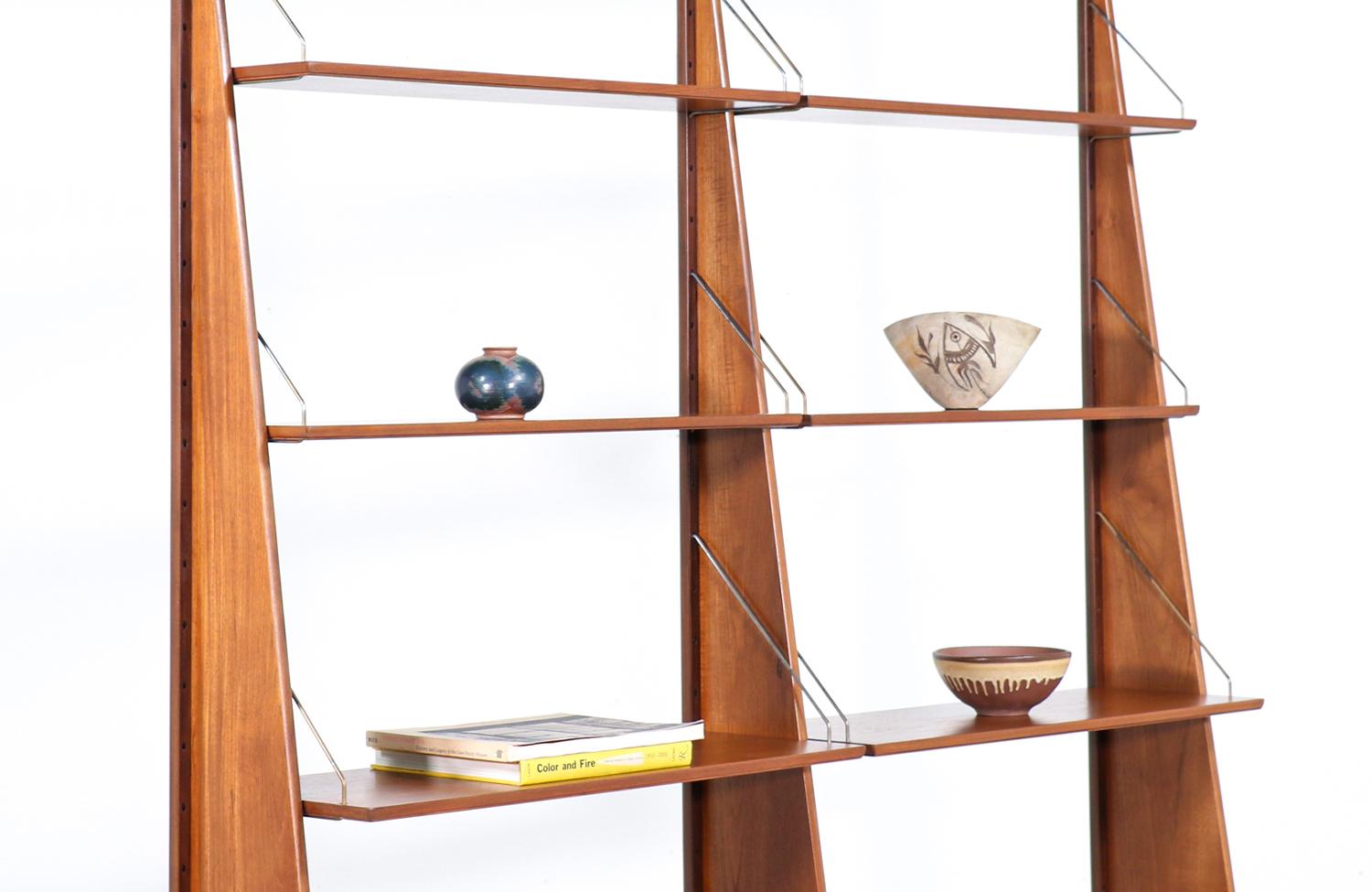 Mid-20th Century Norwegian Modern Free-Standing Modular Teak Bookshelf by Einar Raknes