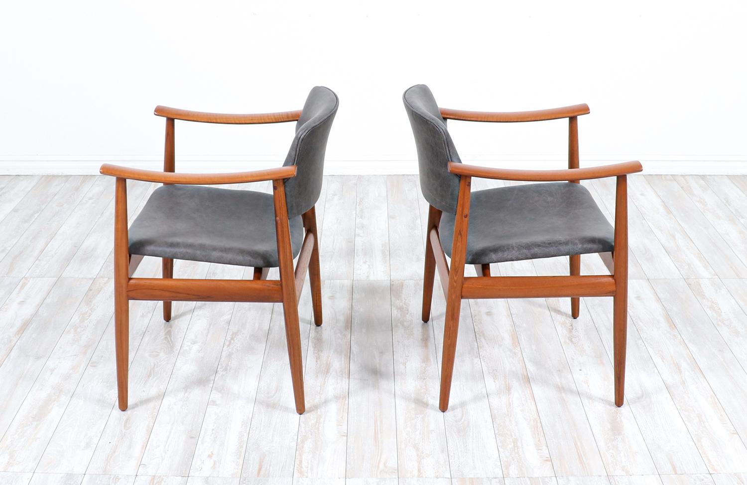 Scandinavian Modern Norwegian Modern Sculpted Teak & Leather Arm Chairs by Gerhard Berg For Sale