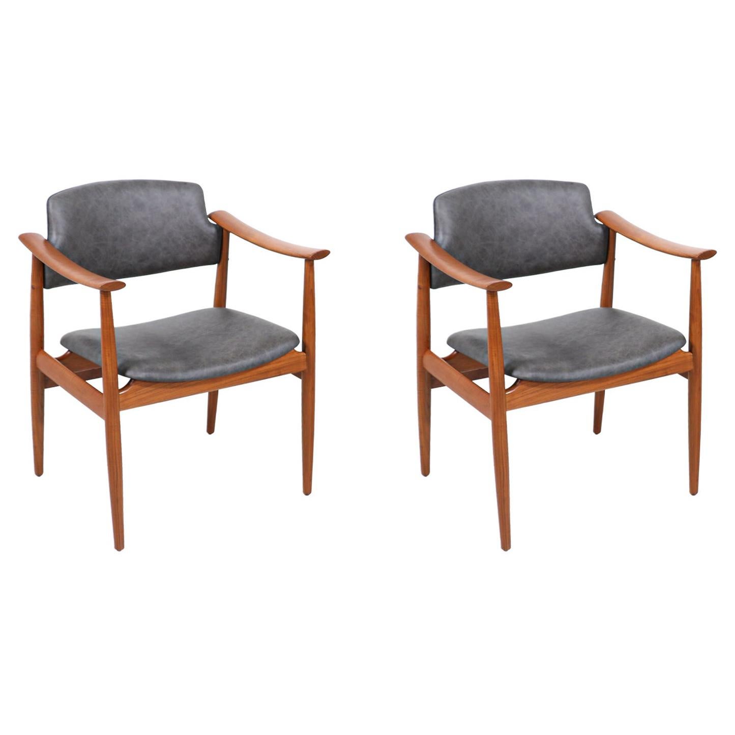 Norwegian Modern Sculpted Teak & Leather Arm Chairs by Gerhard Berg For Sale