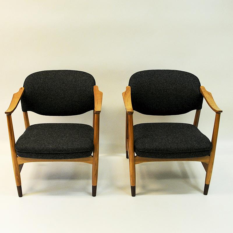 Scandinavian Modern Norwegian Pair of Elm Tree Vintage Armchairs by Olav A. Hessen, 1950s