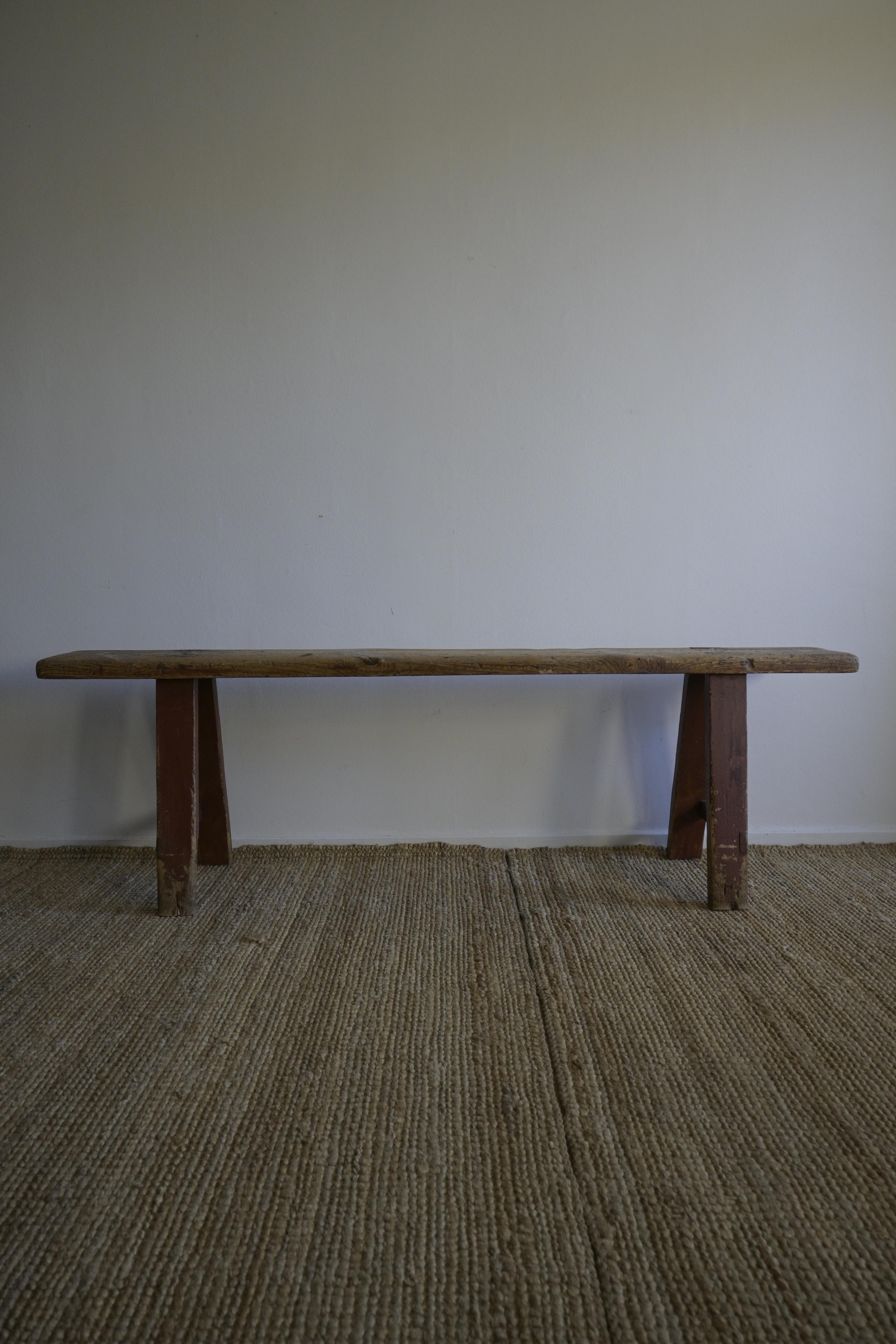 Norvégien Banc en pin norvégien ca 1830 en vente