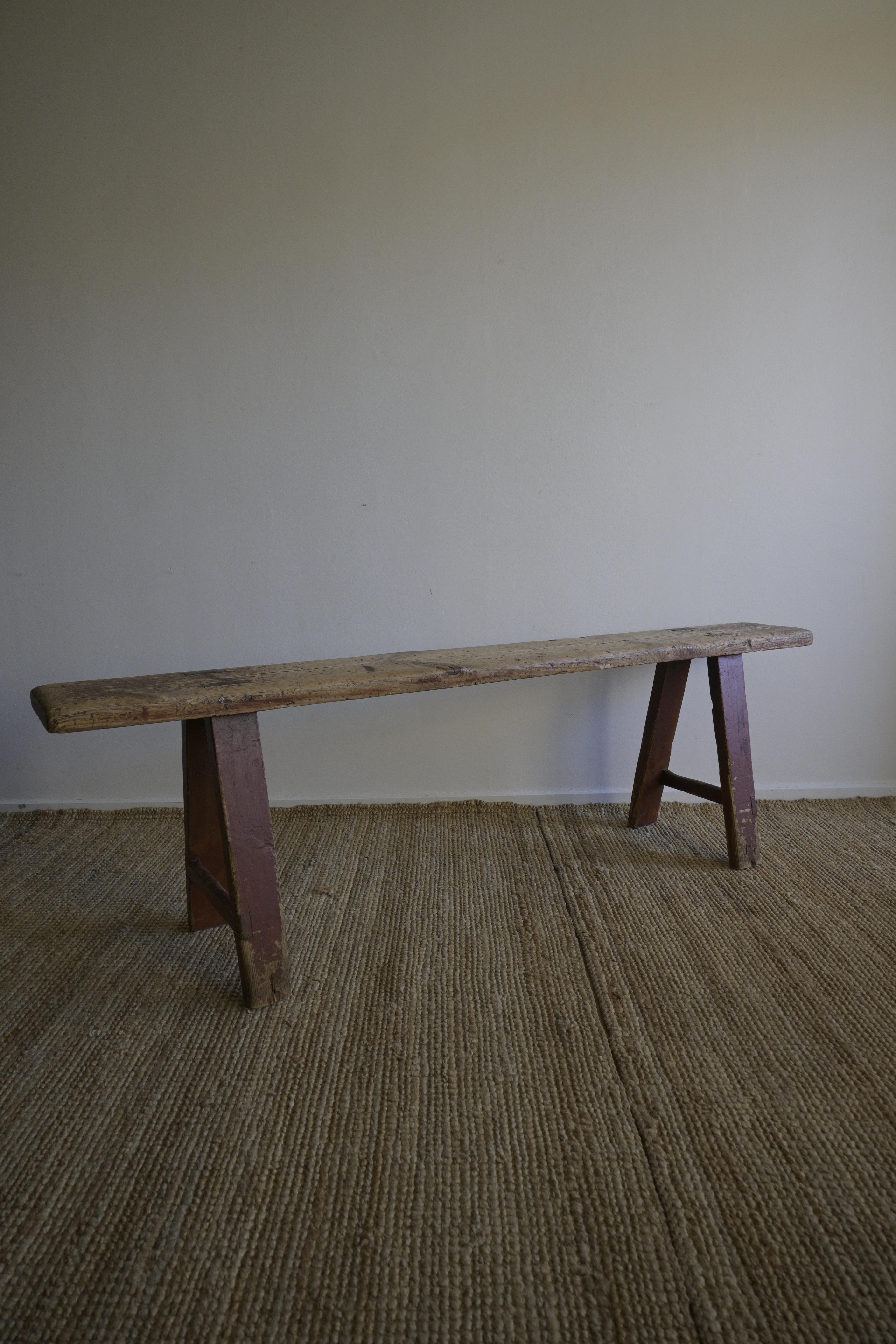 Banc en pin norvégien ca 1830 Bon état - En vente à Farsta, SE