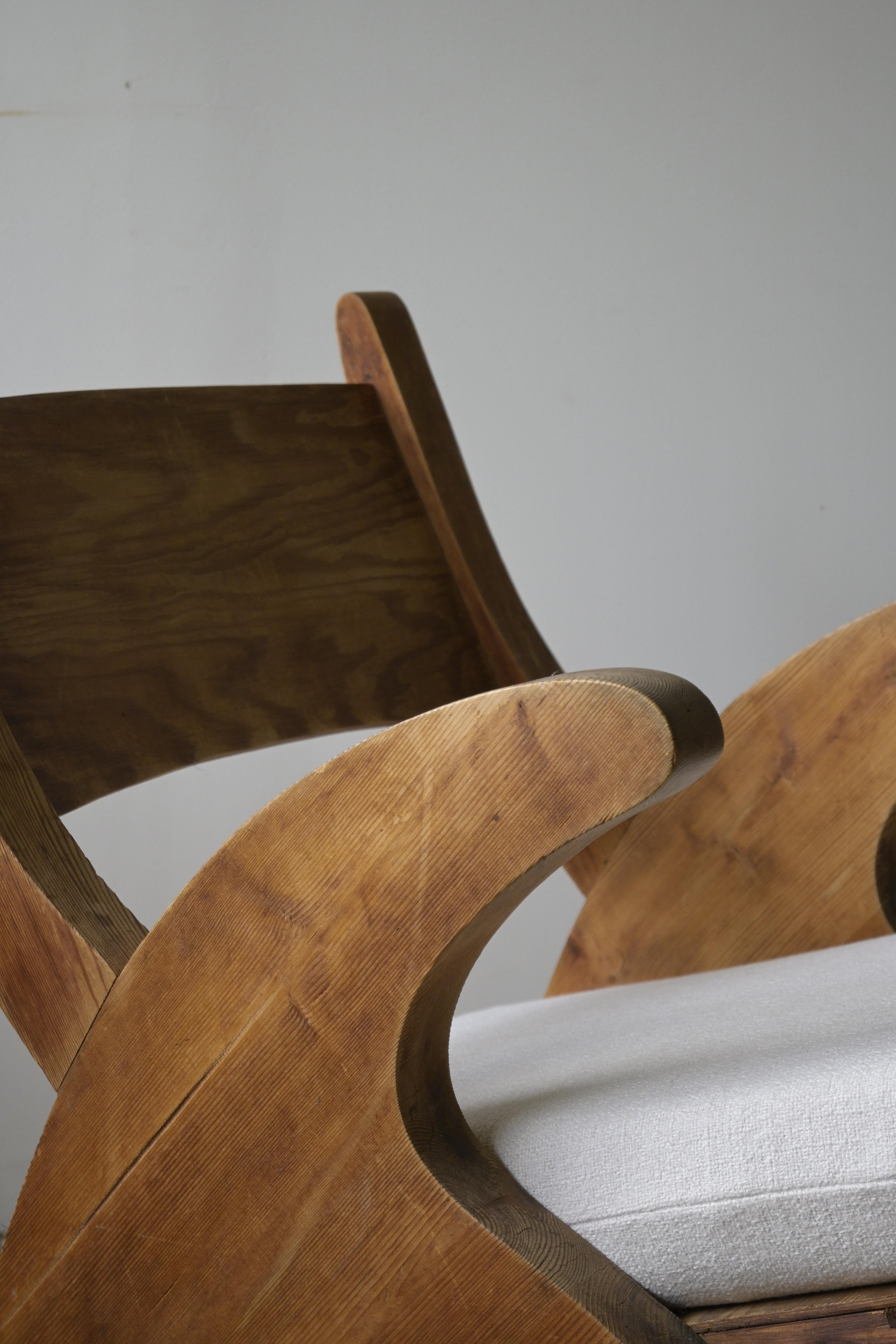 Chaise longue en pin norvégien, vers 1940 en vente 3