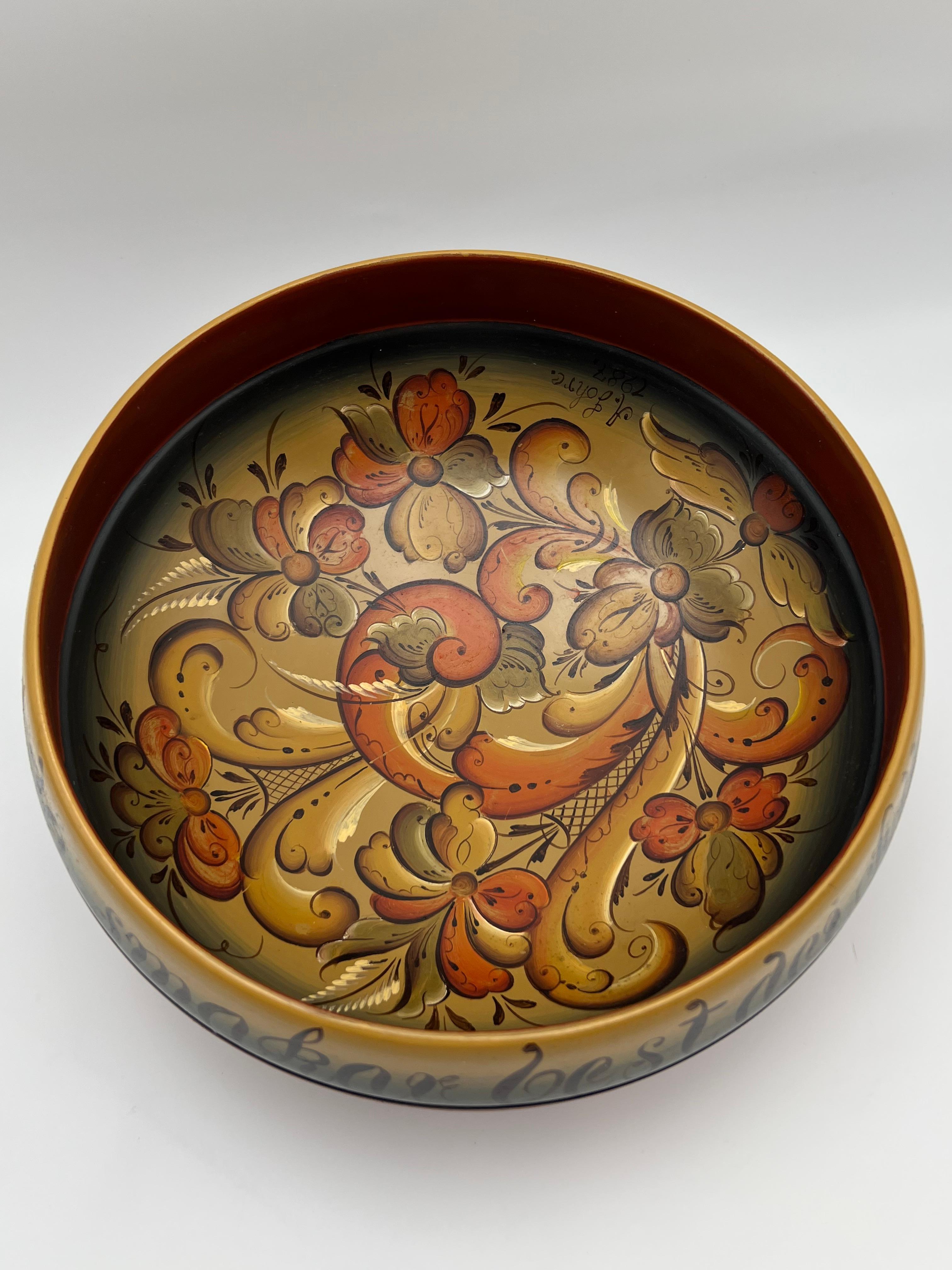 Fait main Bol à bière norvégien Rosemaling - Art populaire du Telemark peint à la main (1987) en vente