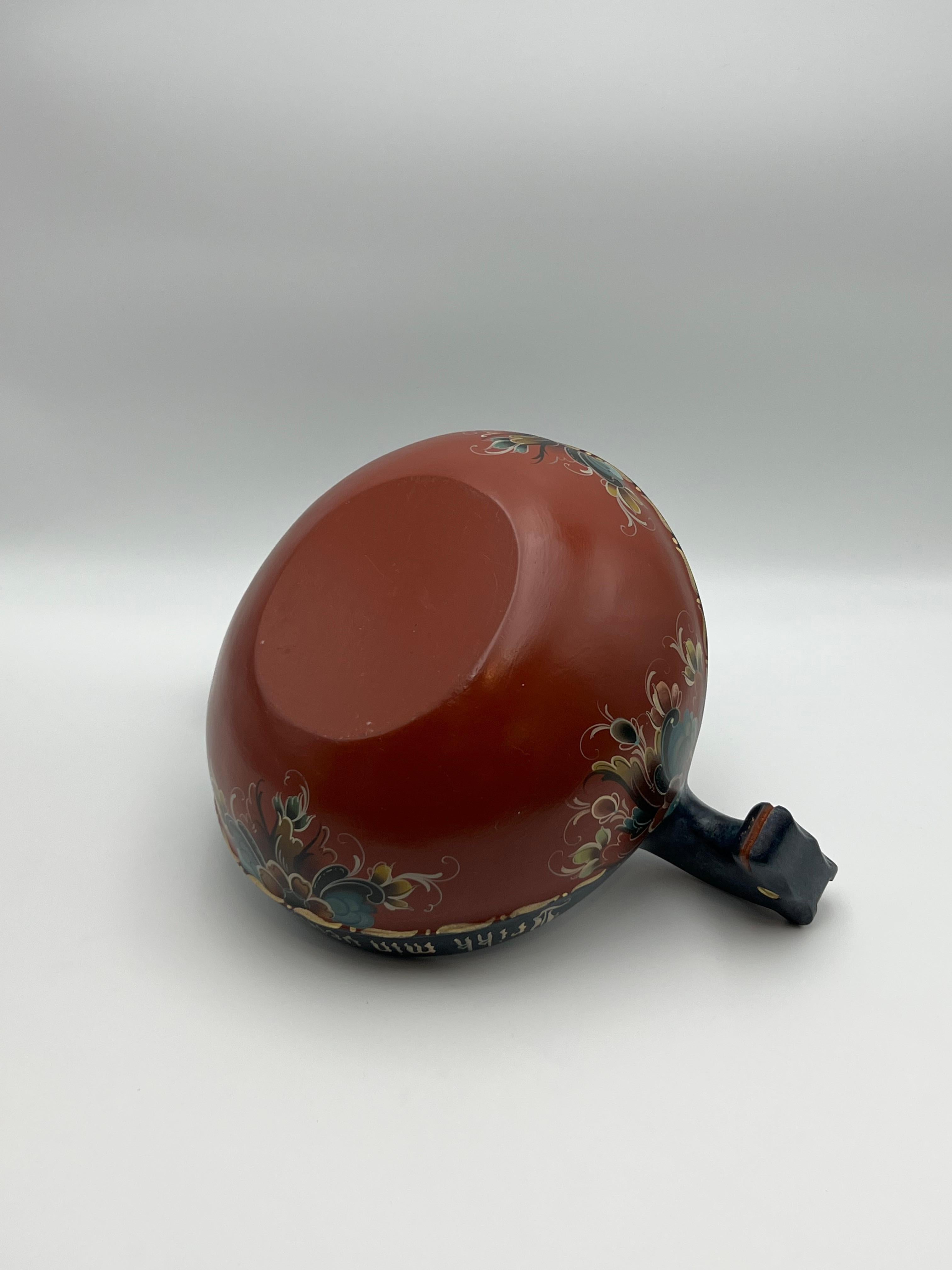 Bol à bière norvégien Rosemaling / Kjenge, art populaire peint à la main, 1999 en vente 11